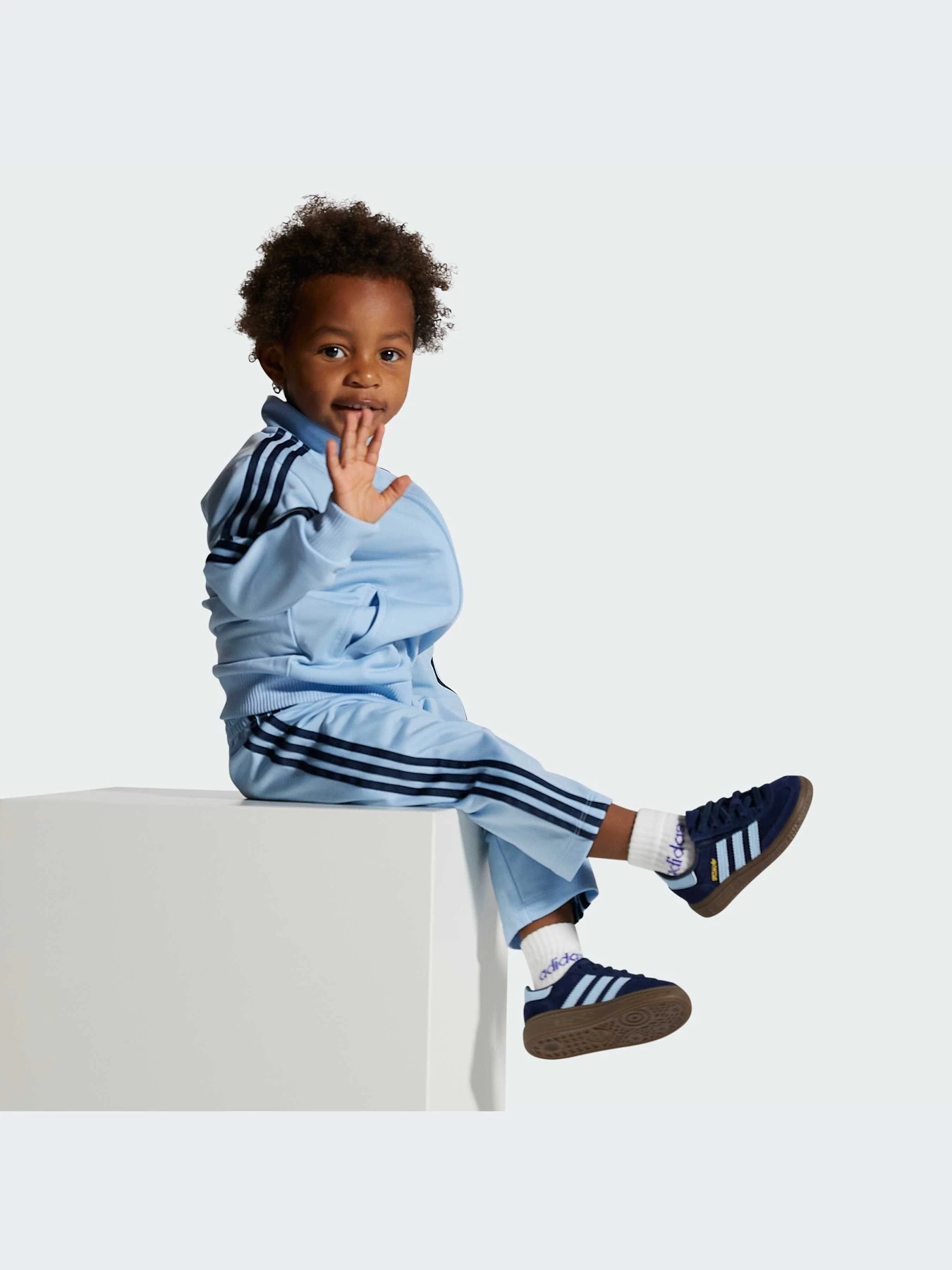 Кеды Adidas модель JI2899-KZ Кеды Adidas модель JI2899-KZ Фото