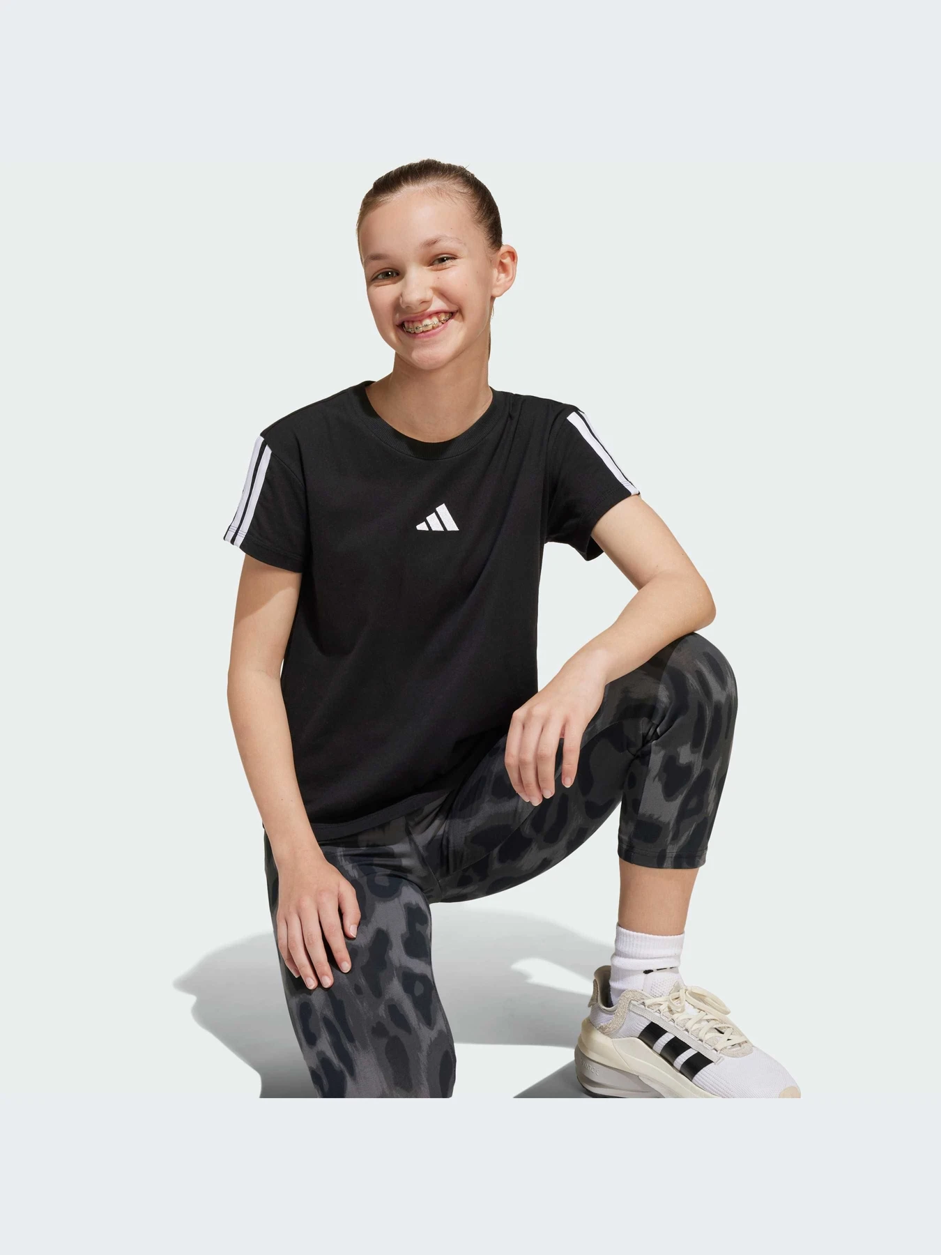 Футболки и поло Adidas модель JJ0946-KZ Футболки и поло Adidas модель JJ0946-KZ Фото