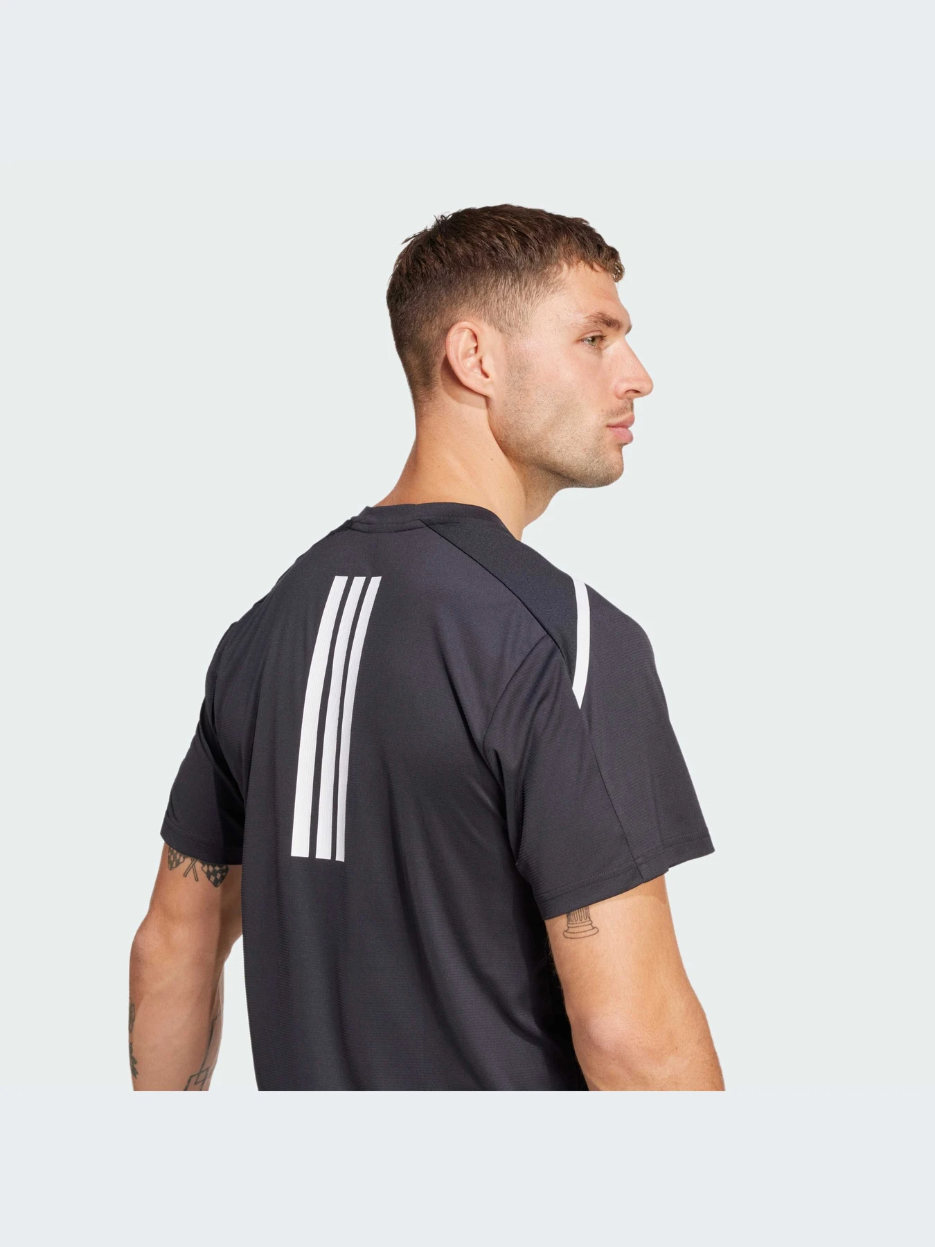 Футболки и поло Adidas модель JI8229-KZ Футболки и поло Adidas модель JI8229-KZ Фото