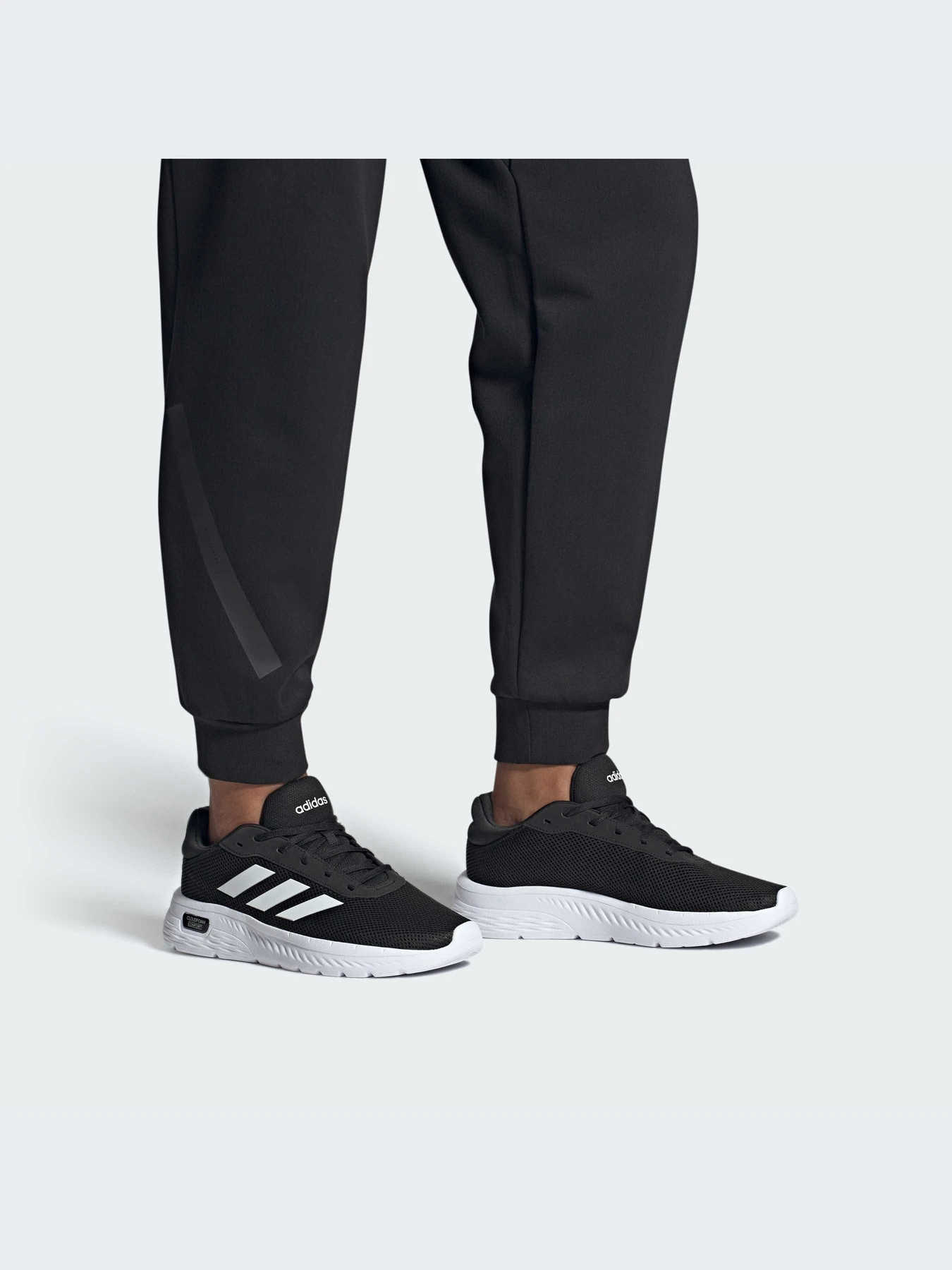 Кроссовки Adidas модель IH2973-KZ Кроссовки Adidas модель IH2973-KZ Фото