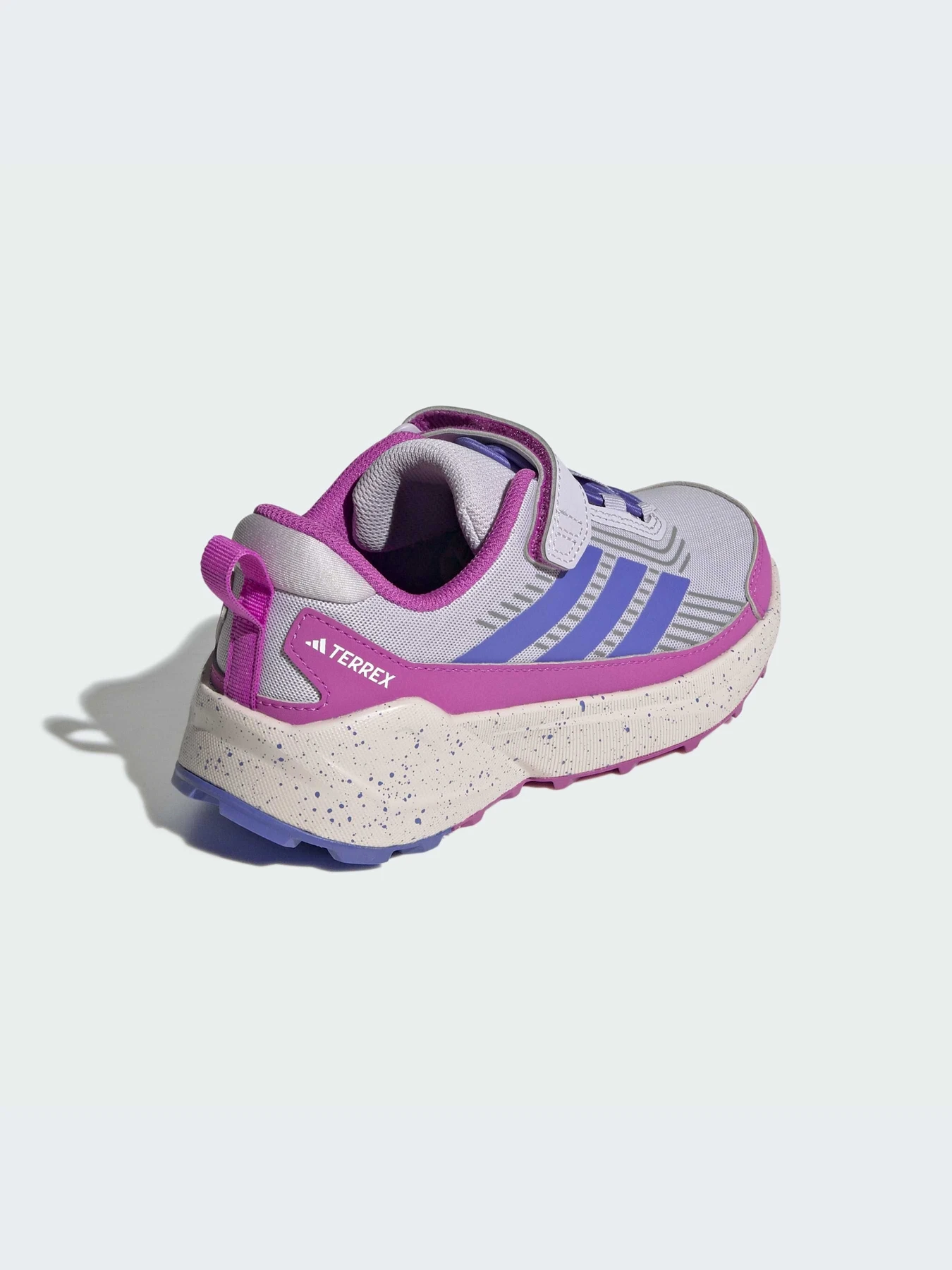 Кроссовки Adidas модель JI1033-KZ Кроссовки Adidas модель JI1033-KZ Фото