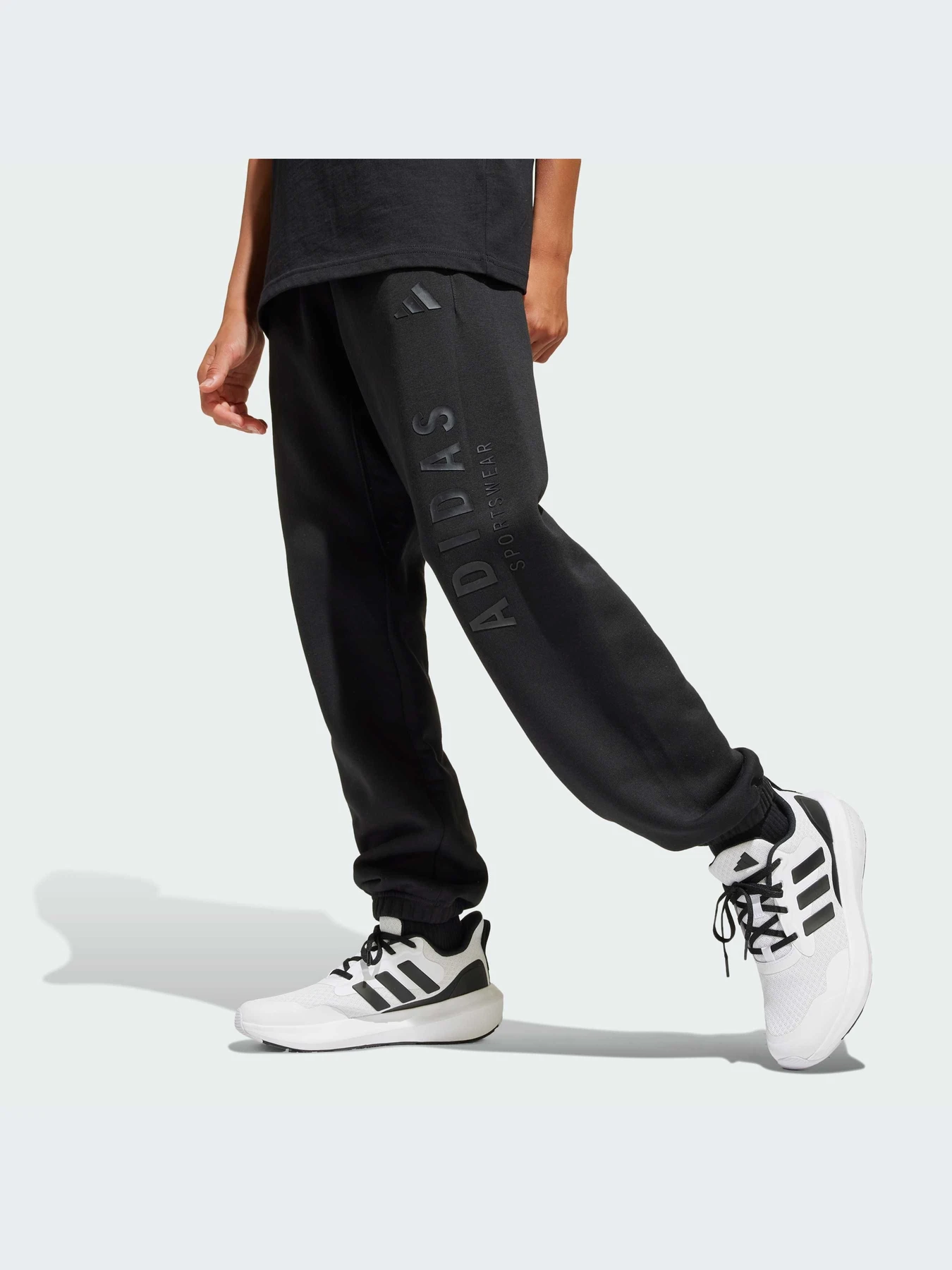 Брюки Adidas модель JC7614-KZ Брюки Adidas модель JC7614-KZ Фото