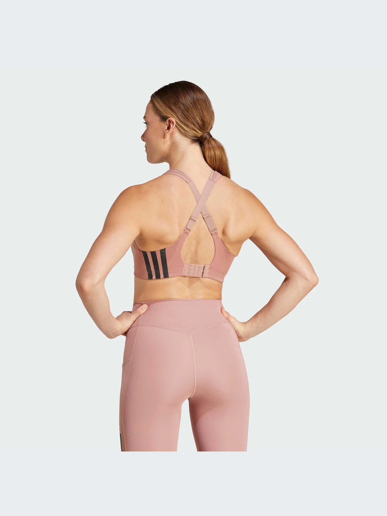 Футболки и поло Adidas модель JI8039-KZ Футболки и поло Adidas модель JI8039-KZ Фото