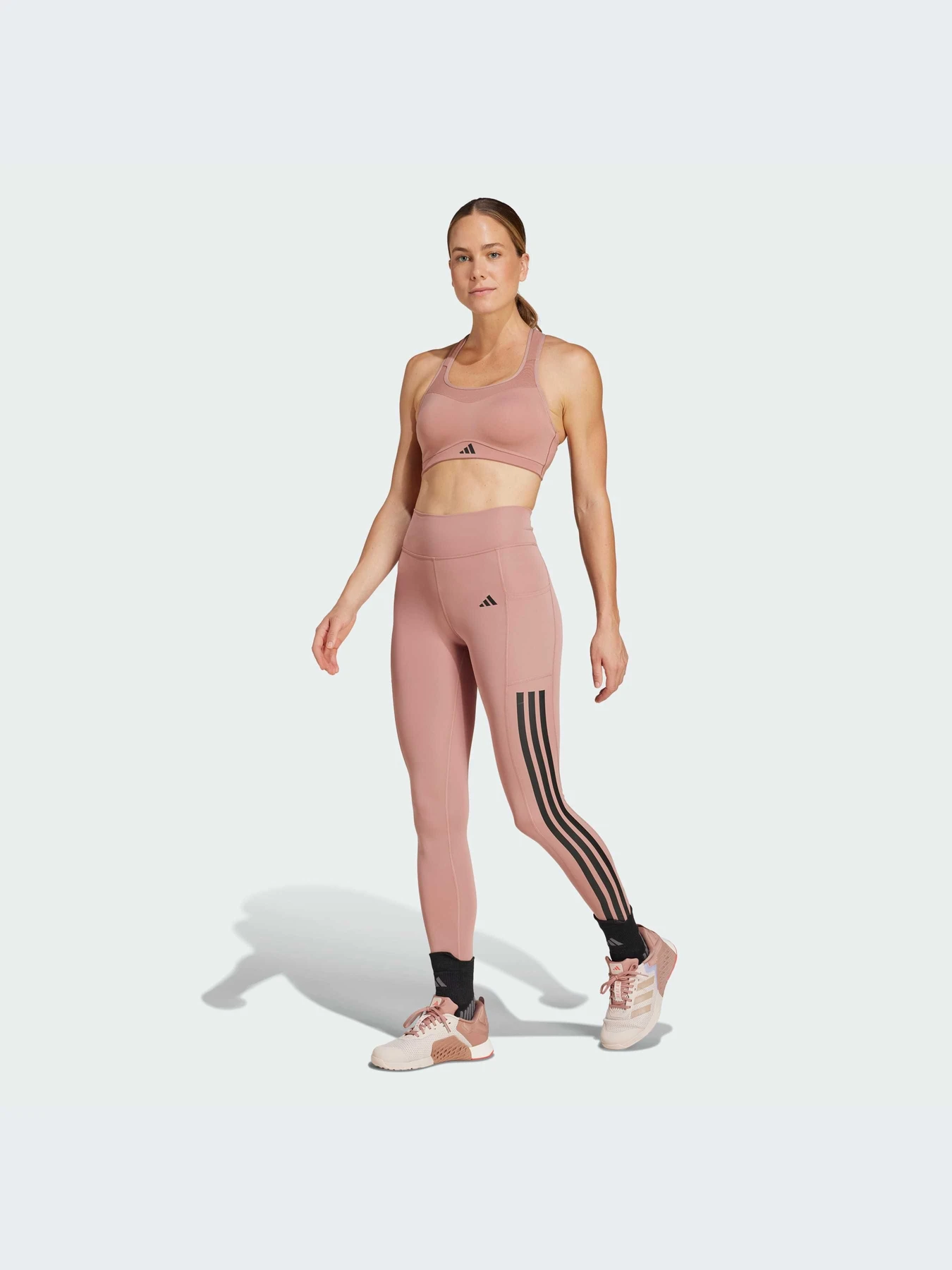 Футболки и поло Adidas модель JI8039-KZ Футболки и поло Adidas модель JI8039-KZ Фото