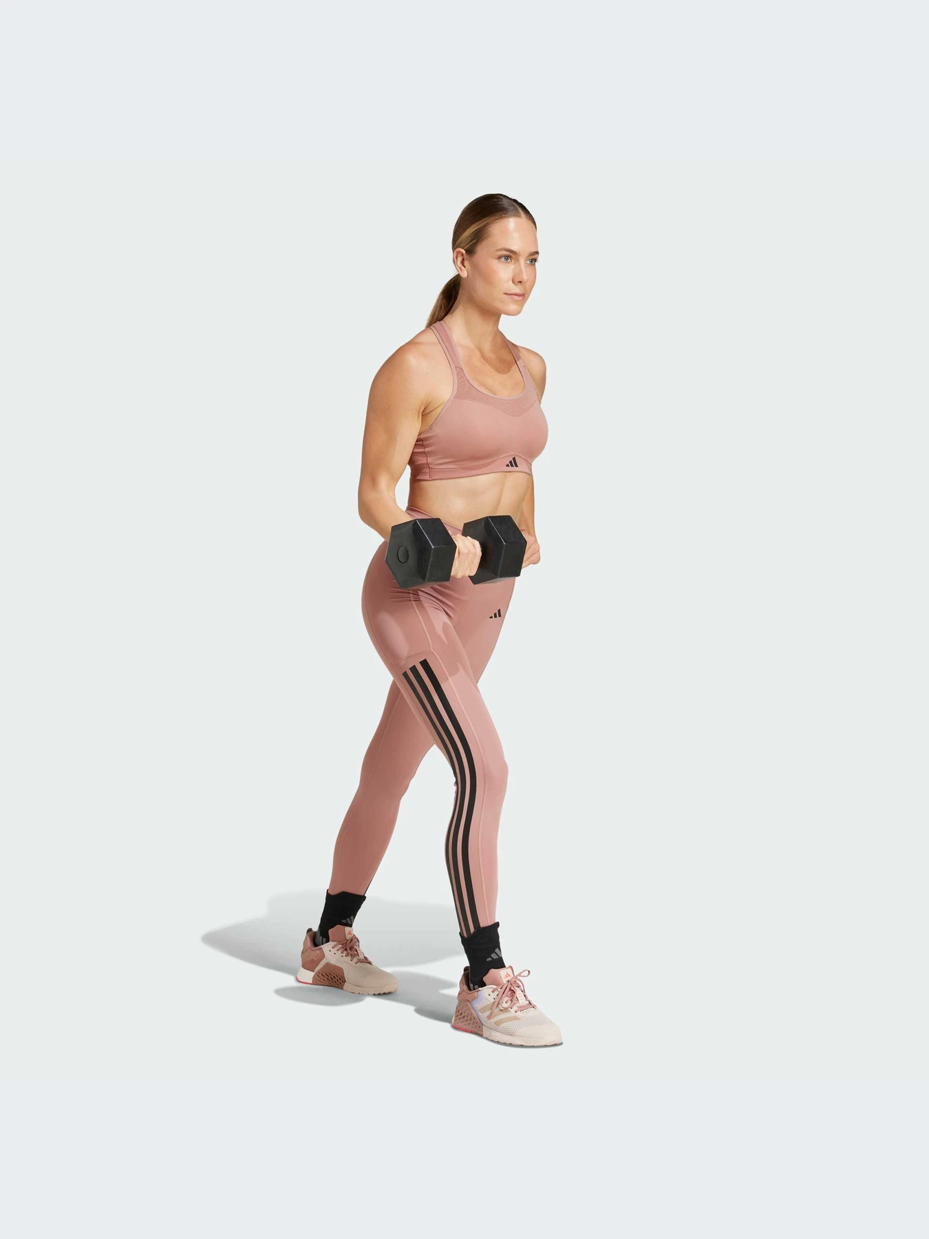 Футболки и поло Adidas модель JI8039-KZ Футболки и поло Adidas модель JI8039-KZ Фото