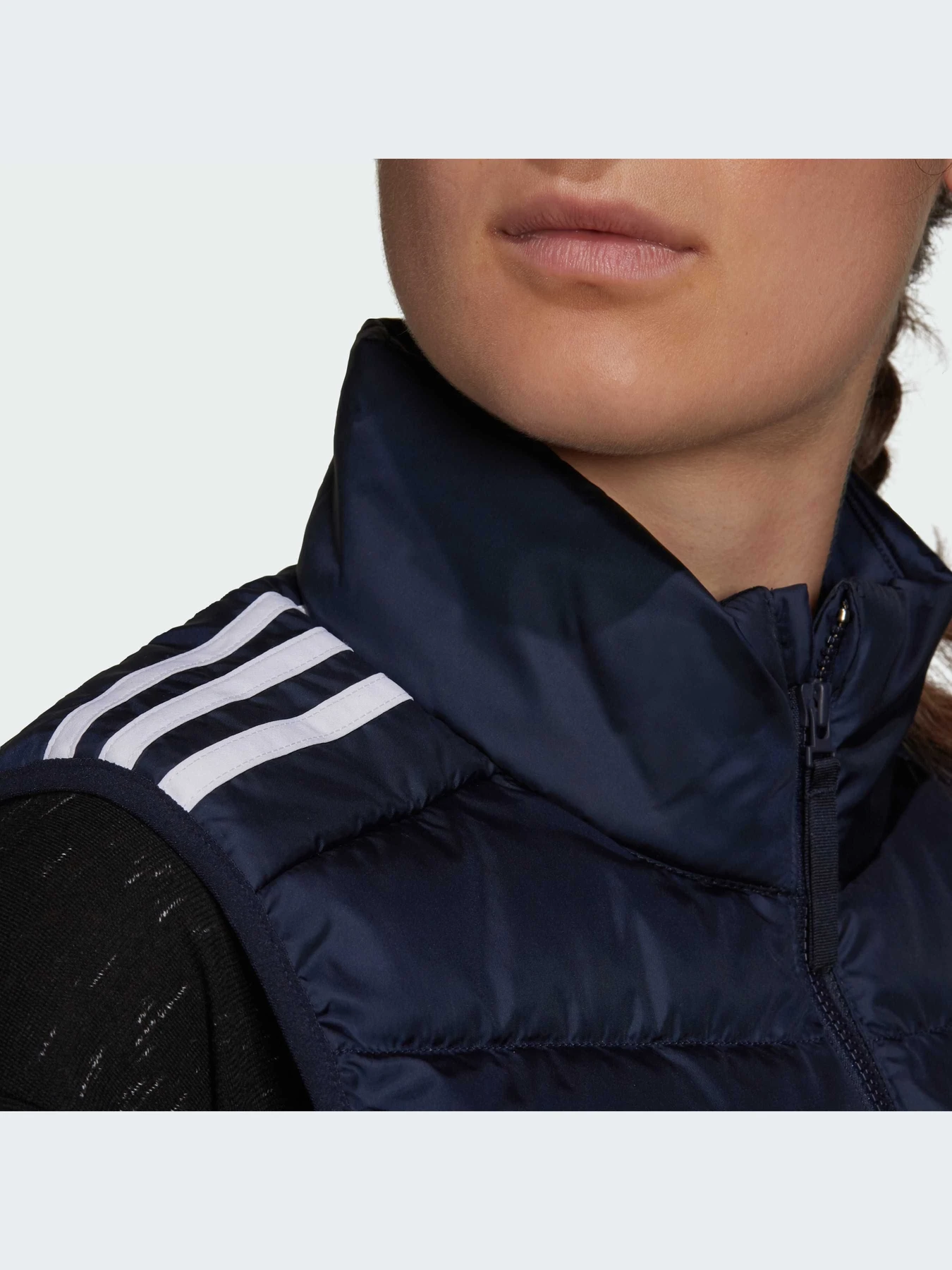 Куртки и дубленки Adidas Adidas Essentials модель GT9137-KZ Куртки и дубленки Adidas Adidas Essentials модель GT9137-KZ Фото