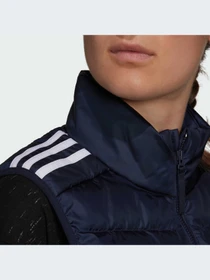 Куртки и дубленки Adidas Adidas Essentials модель GT9137-KZ Фото