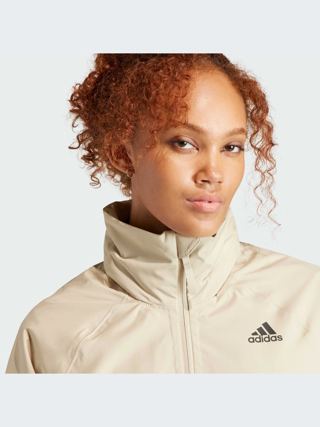 Куртки и дубленки Adidas модель IS1249-KZ Куртки и дубленки Adidas модель IS1249-KZ Фото