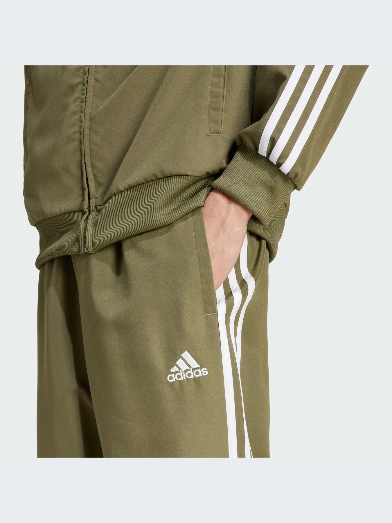 Костюмы Adidas модель IY6655-KZ Костюмы Adidas модель IY6655-KZ Фото
