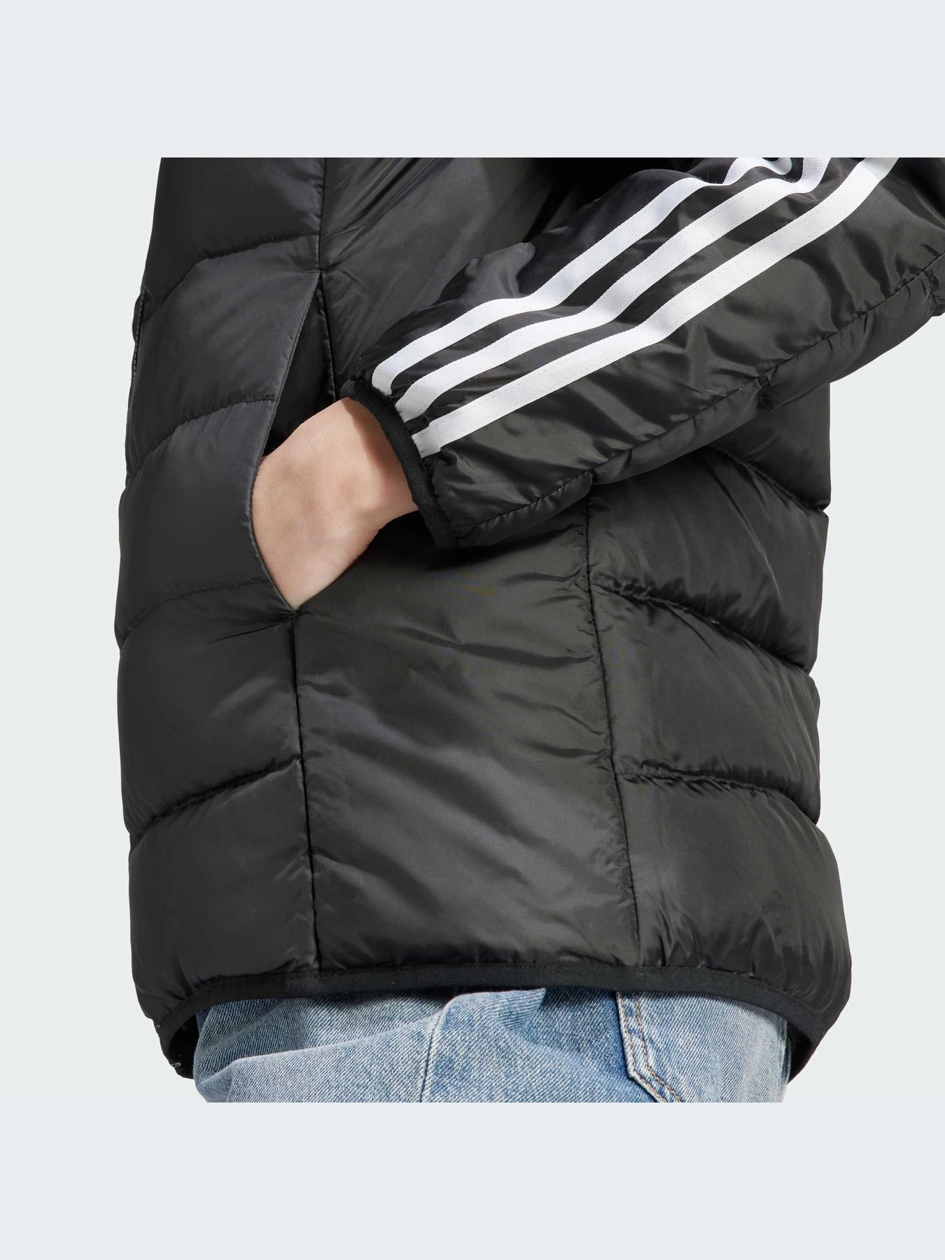 Куртки и дубленки Adidas модель HZ5726-KZ Куртки и дубленки Adidas модель HZ5726-KZ Фото