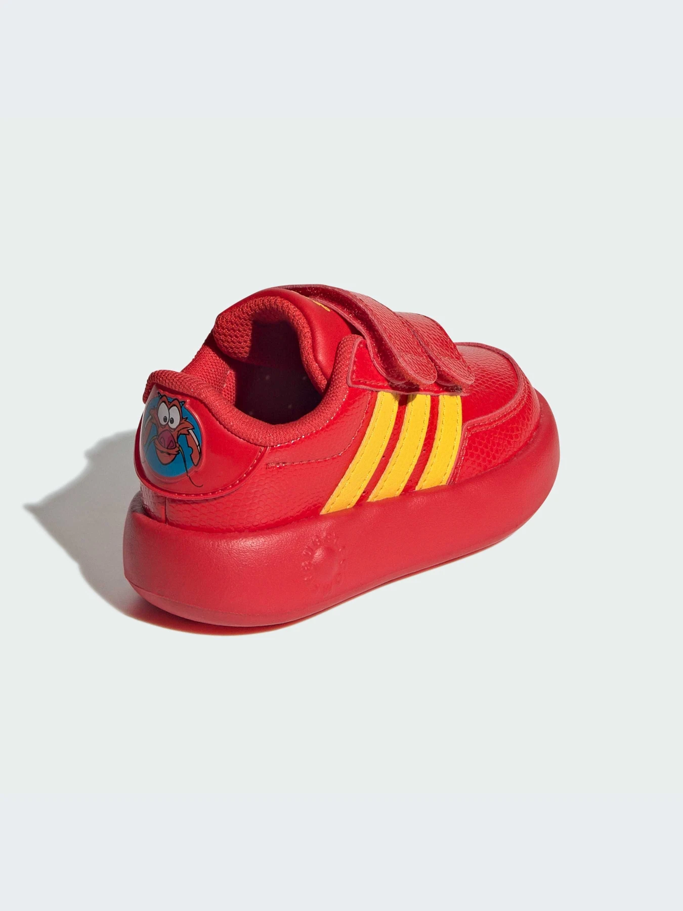Кроссовки Adidas Disney модель JH9235-KZ Кроссовки Adidas Disney модель JH9235-KZ Фото