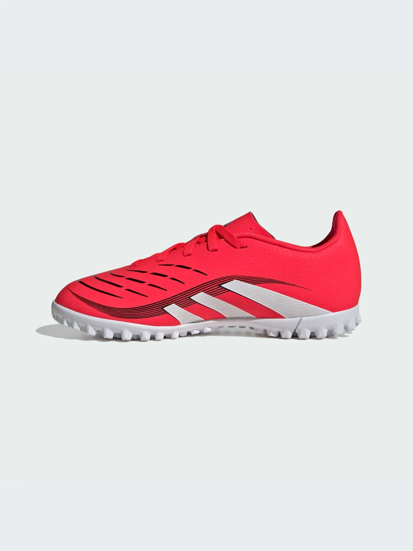 Кроссовки Adidas Predator модель ID3805-KZ Кроссовки Adidas Predator модель ID3805-KZ Фото
