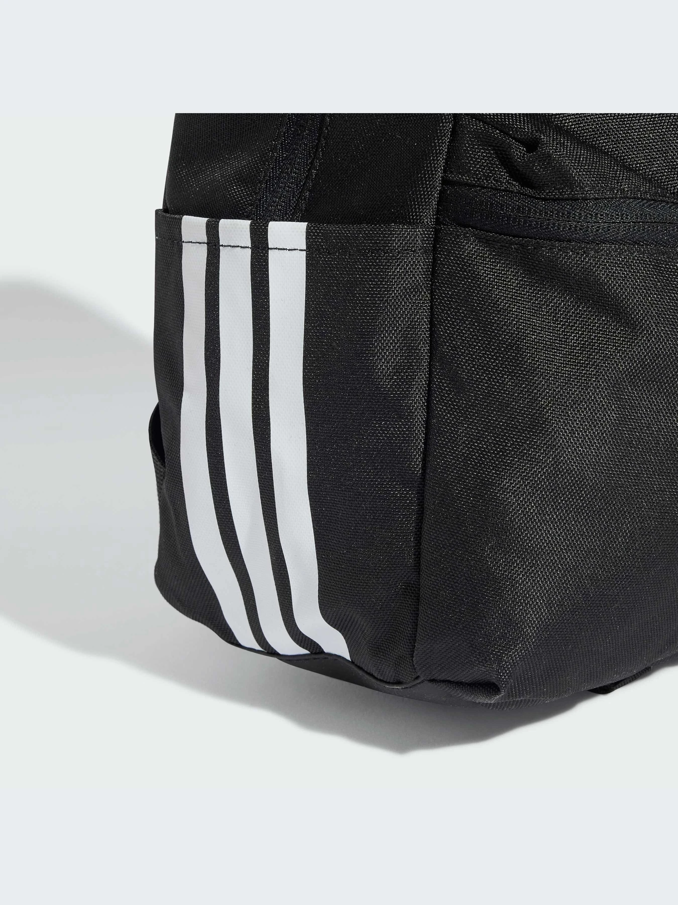Рюкзаки Adidas модель JD1303-KZ Рюкзаки Adidas модель JD1303-KZ Фото