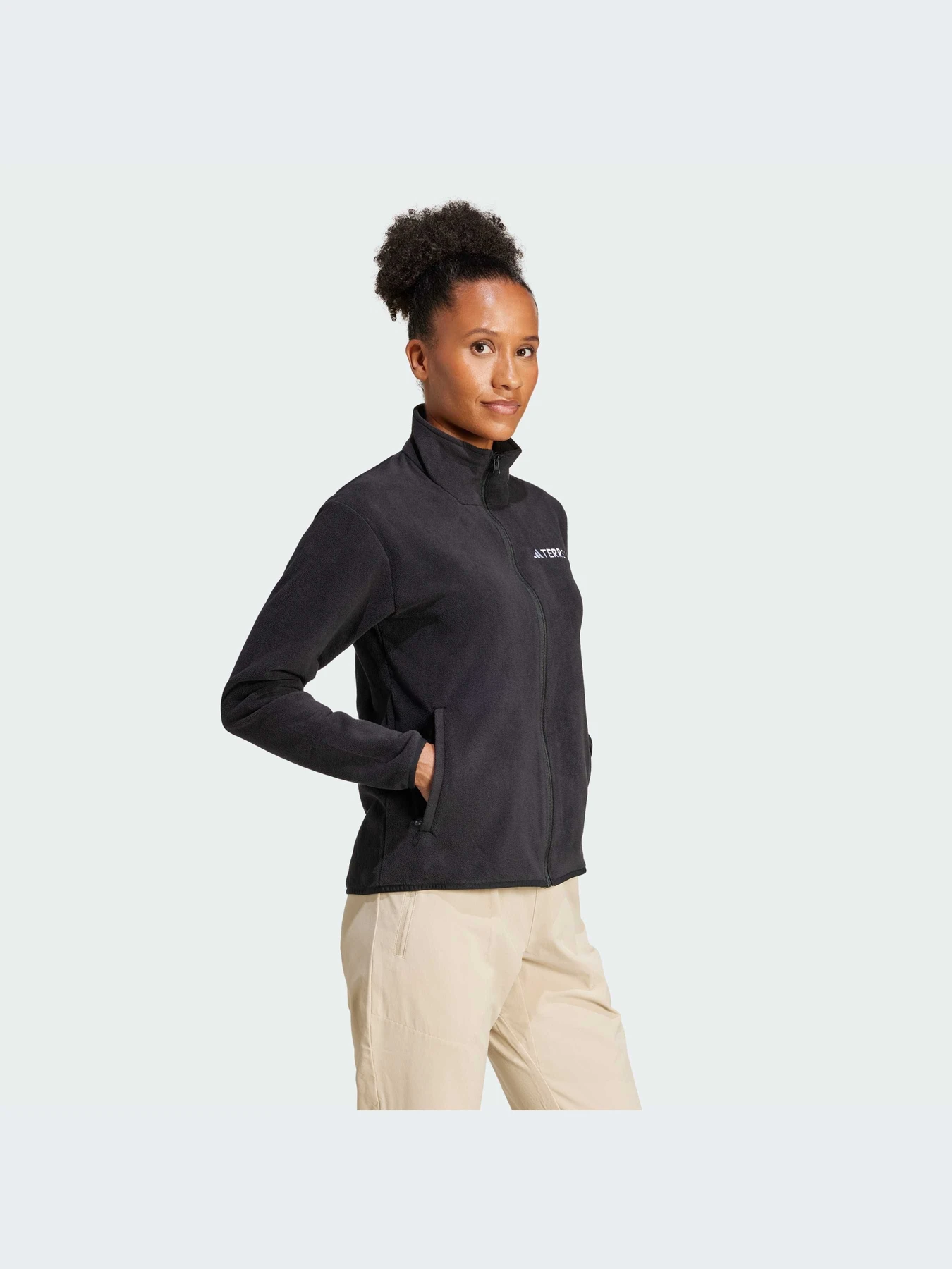 Худи и свитшоты Adidas модель JP0800-KZ Худи и свитшоты Adidas модель JP0800-KZ Фото
