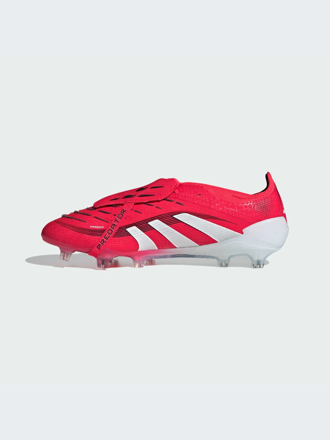 Кроссовки Adidas Predator модель ID8966-KZ Кроссовки Adidas Predator модель ID8966-KZ Фото