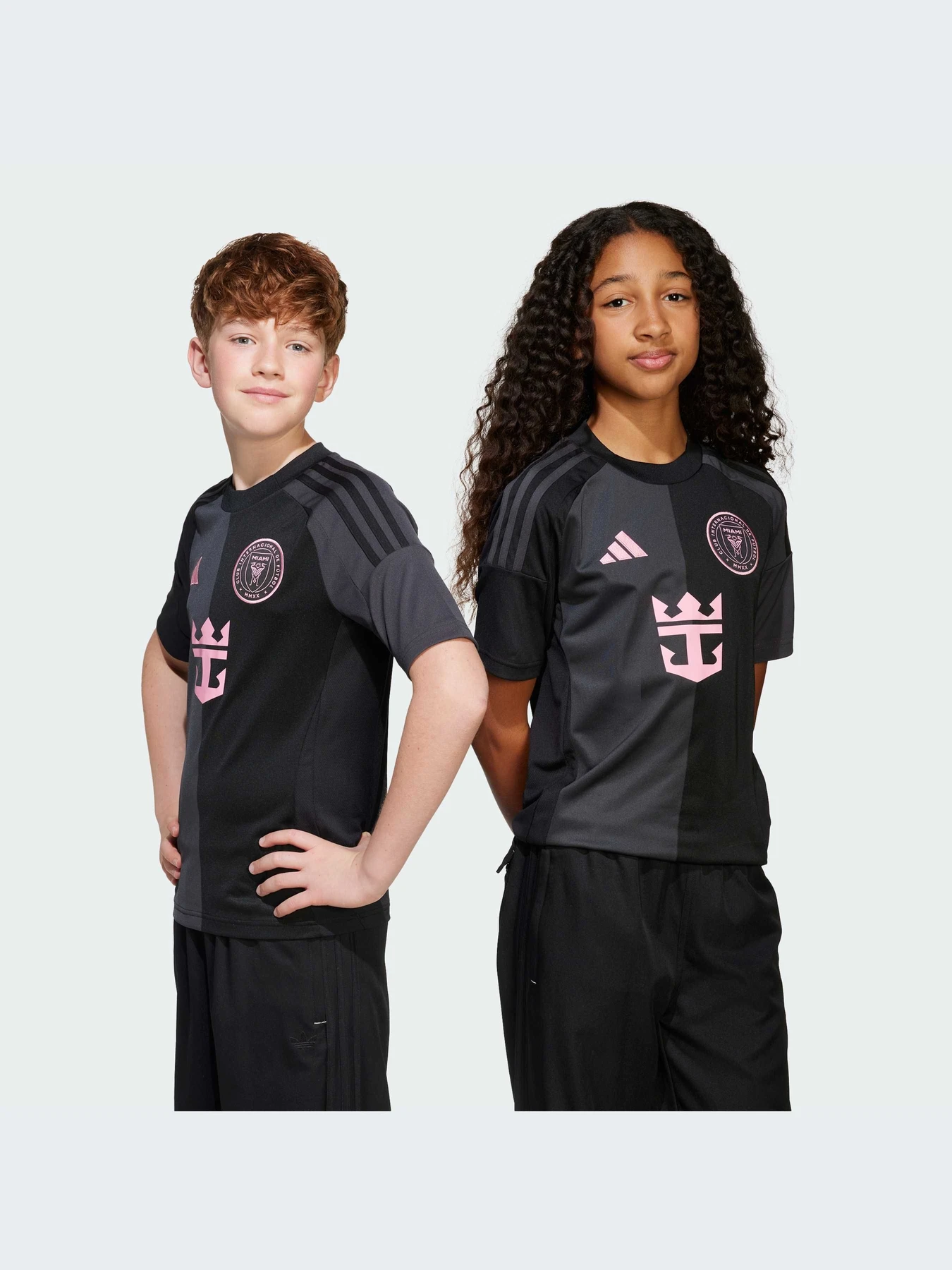 Футболки и поло Adidas модель JI9123-KZ Футболки и поло Adidas модель JI9123-KZ Фото