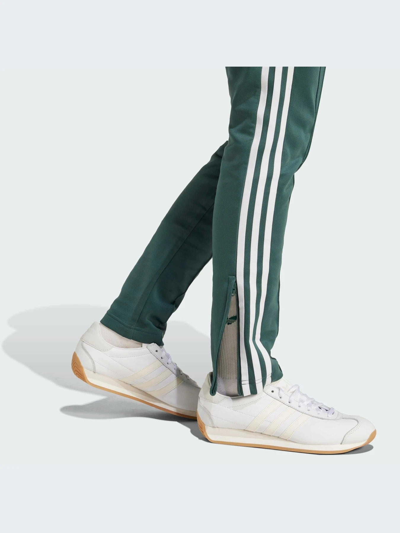 Брюки Adidas модель IY2178-KZ Брюки Adidas модель IY2178-KZ Фото