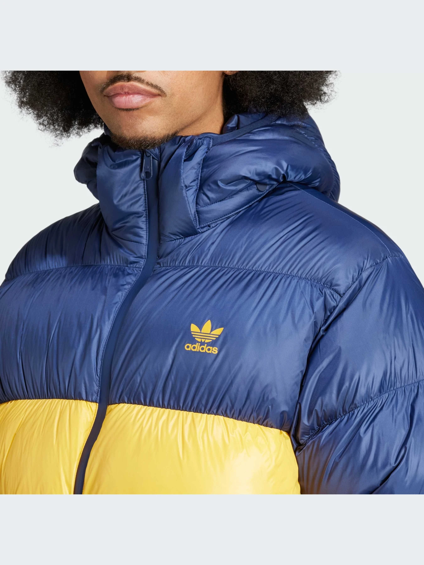 Куртки и дубленки Adidas модель IW3451-KZ Куртки и дубленки Adidas модель IW3451-KZ Фото