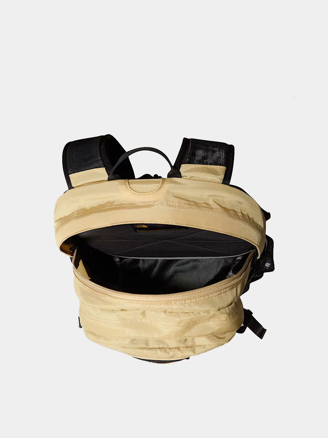 Рюкзаки The North Face модель NF00CF9CQV21 Рюкзаки The North Face модель NF00CF9CQV21 Фото