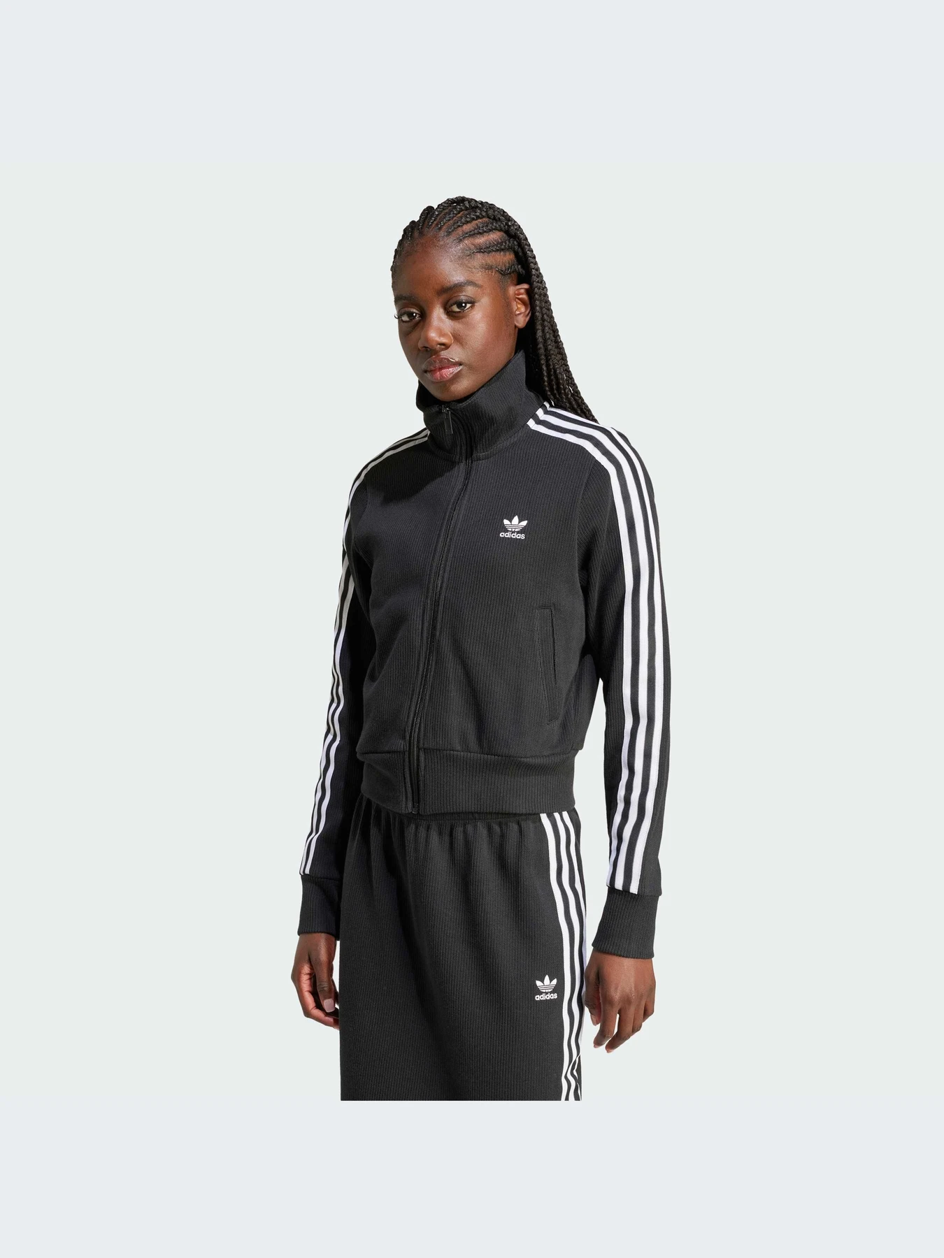 Худи и свитшоты Adidas модель IY7278-KZ Худи и свитшоты Adidas модель IY7278-KZ Фото