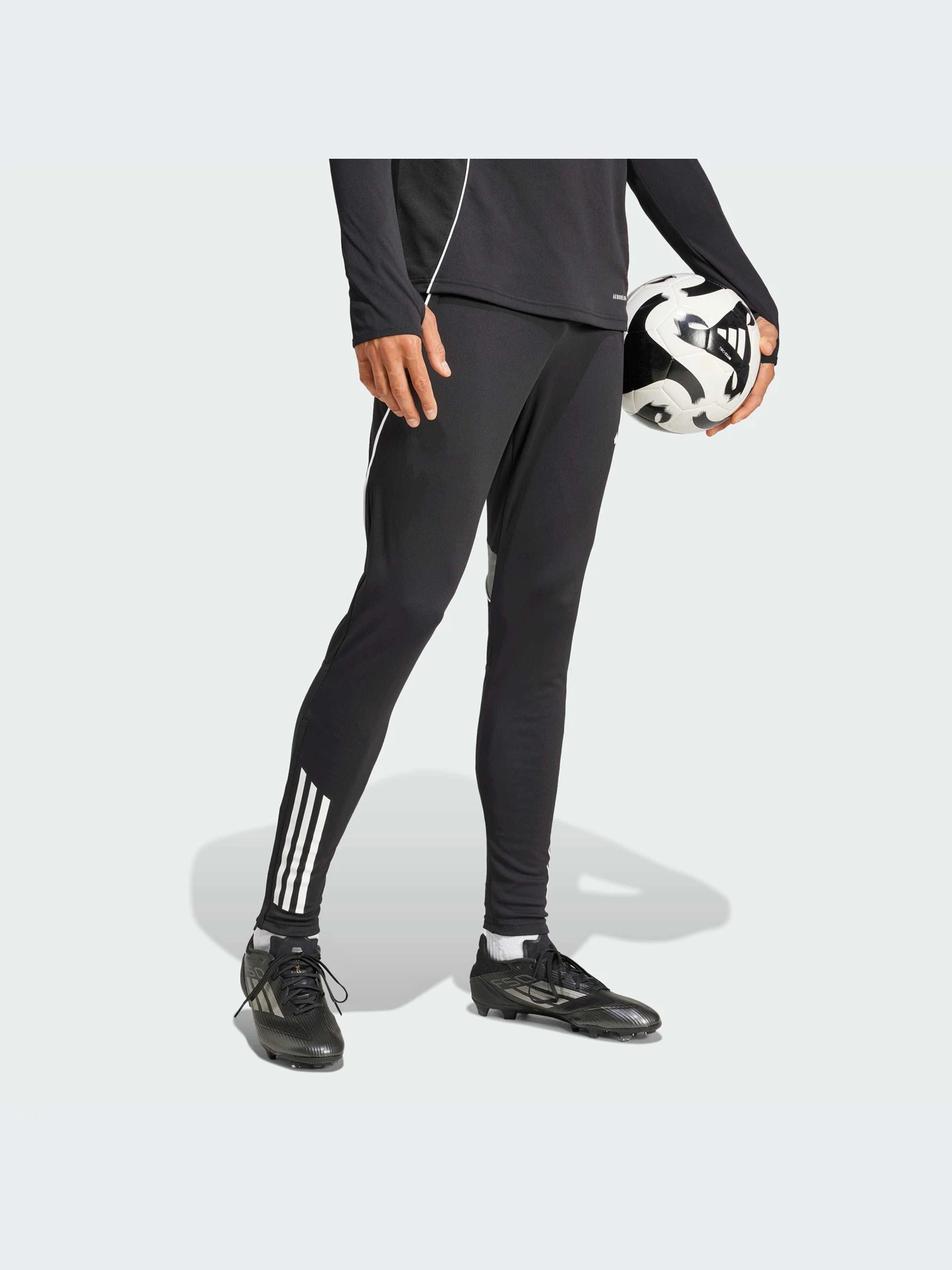 Брюки Adidas Tiro модель IW0415-KZ Брюки Adidas Tiro модель IW0415-KZ Фото
