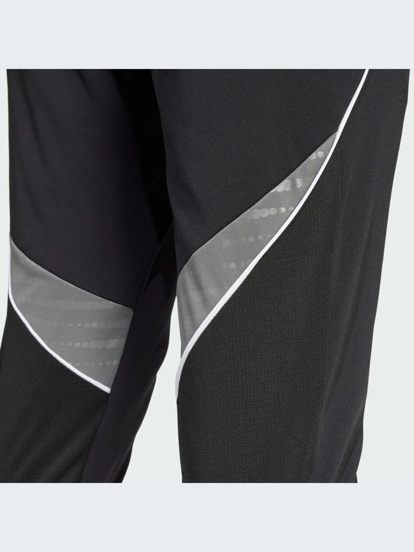 Брюки Adidas Tiro модель IW0415-KZ Брюки Adidas Tiro модель IW0415-KZ Фото