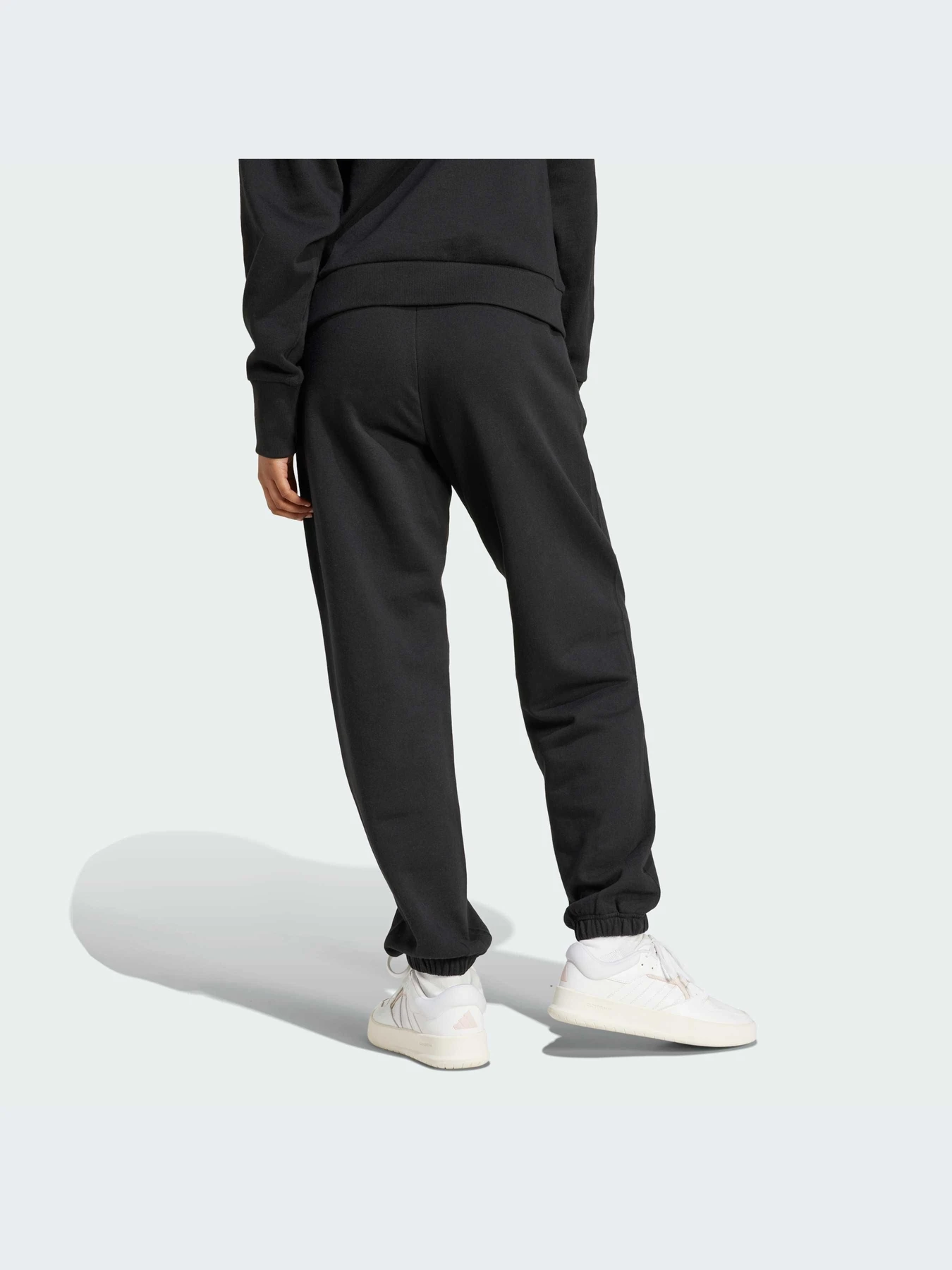 Брюки Adidas модель IX3810-KZ Брюки Adidas модель IX3810-KZ Фото