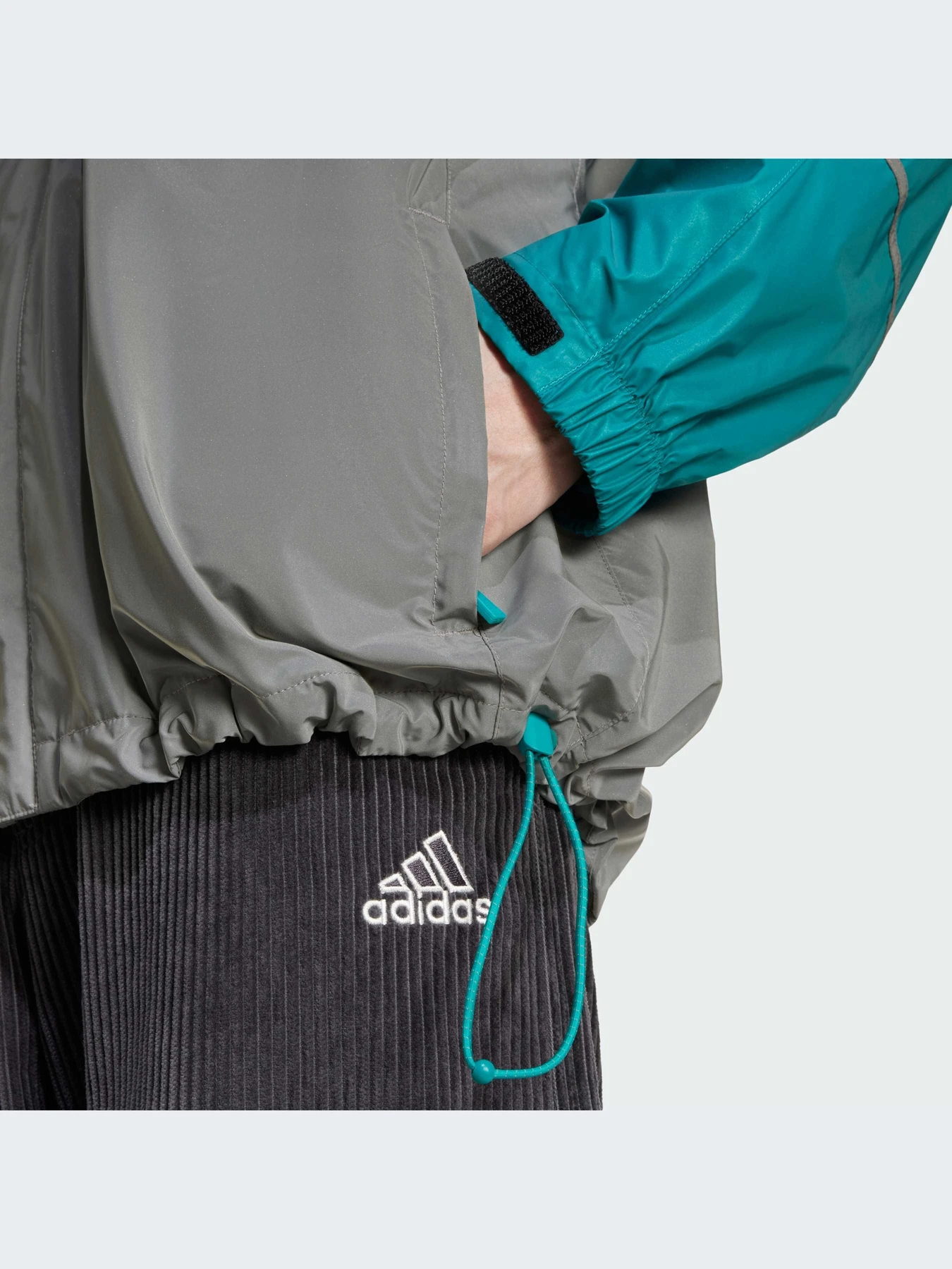 Куртки и дубленки Adidas модель JC8228-KZ Куртки и дубленки Adidas модель JC8228-KZ Фото