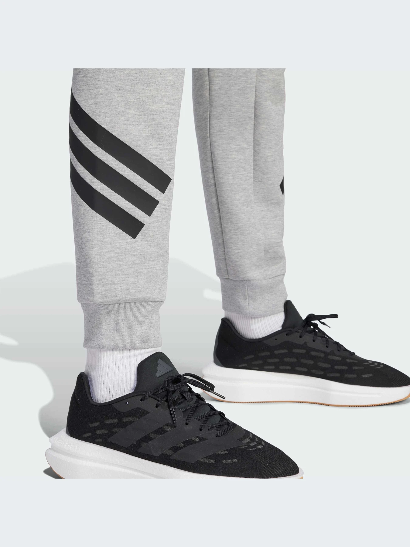 Брюки Adidas модель JD4867-KZ Брюки Adidas модель JD4867-KZ Фото