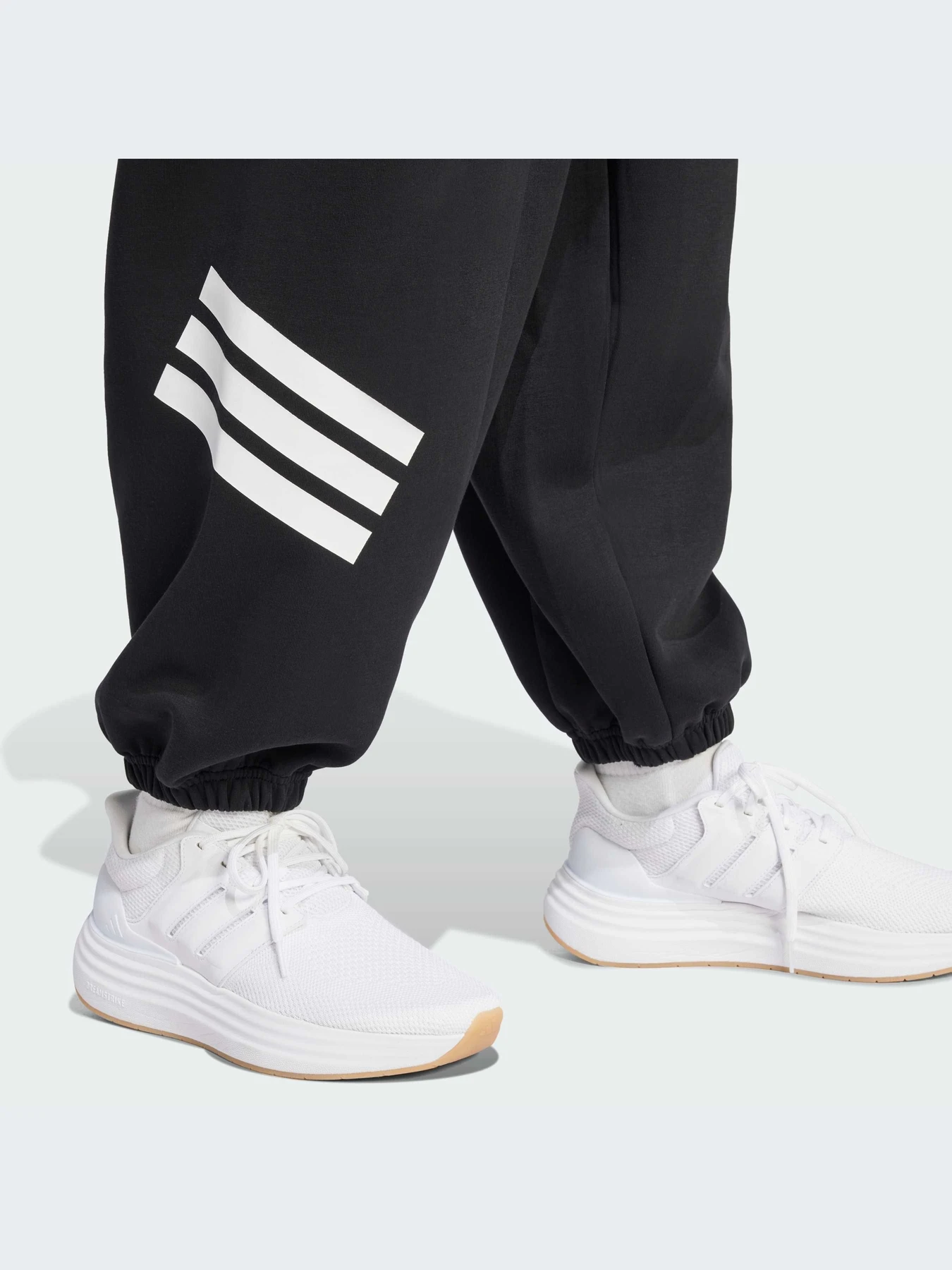 Брюки Adidas модель JE0141-KZ Брюки Adidas модель JE0141-KZ Фото
