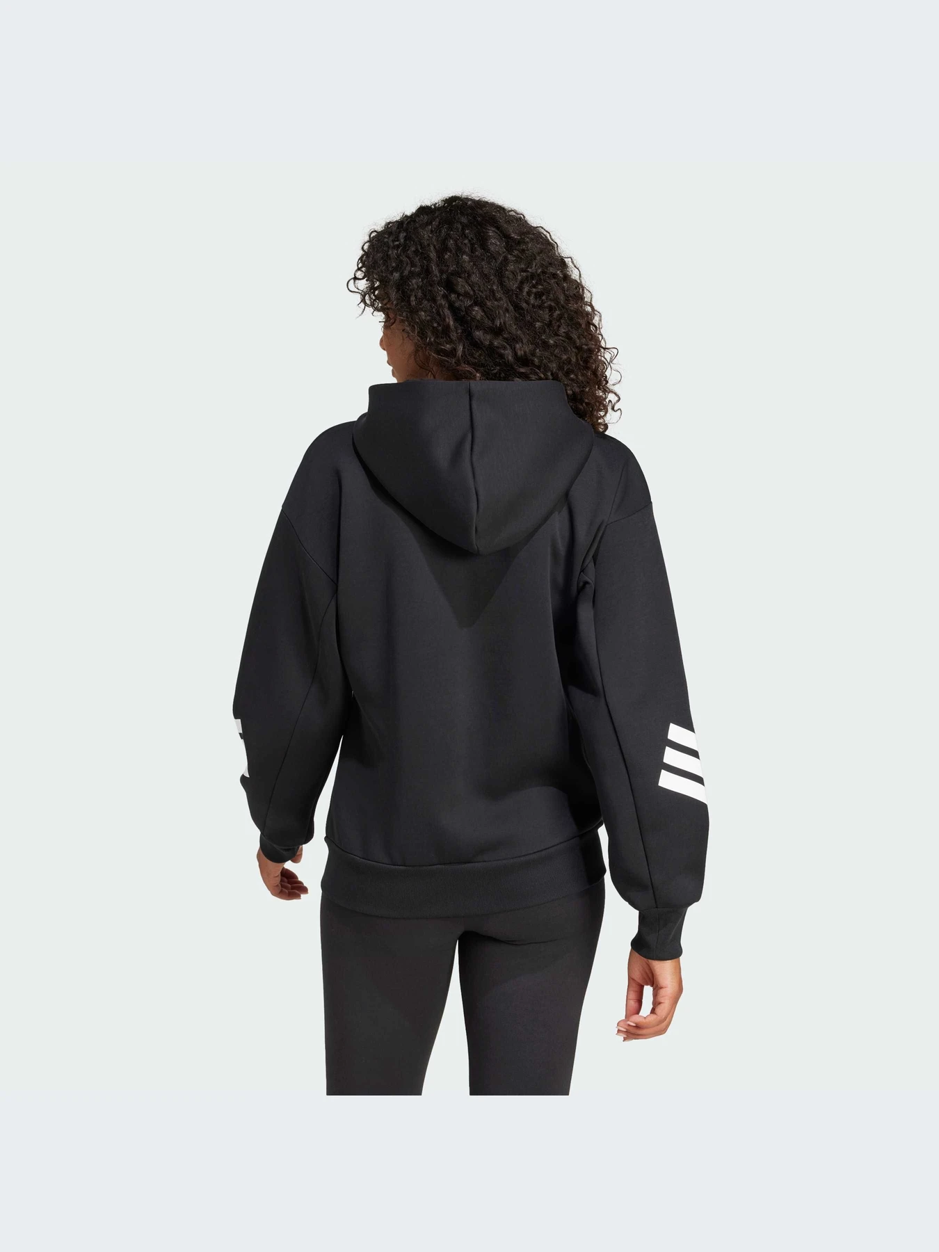 Худи и свитшоты Adidas модель JE0171-KZ Худи и свитшоты Adidas модель JE0171-KZ Фото