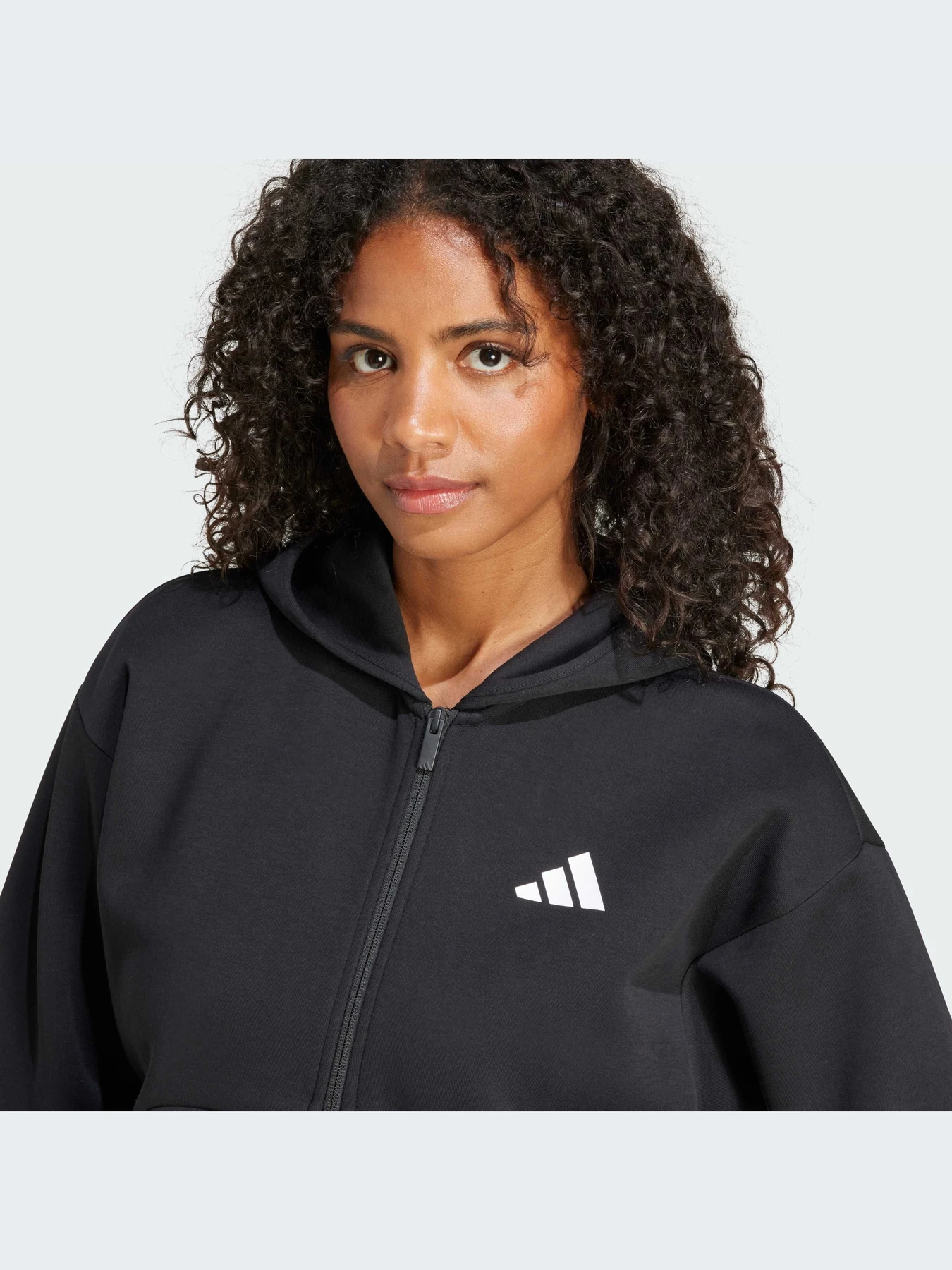 Худи и свитшоты Adidas модель JE0171-KZ Худи и свитшоты Adidas модель JE0171-KZ Фото