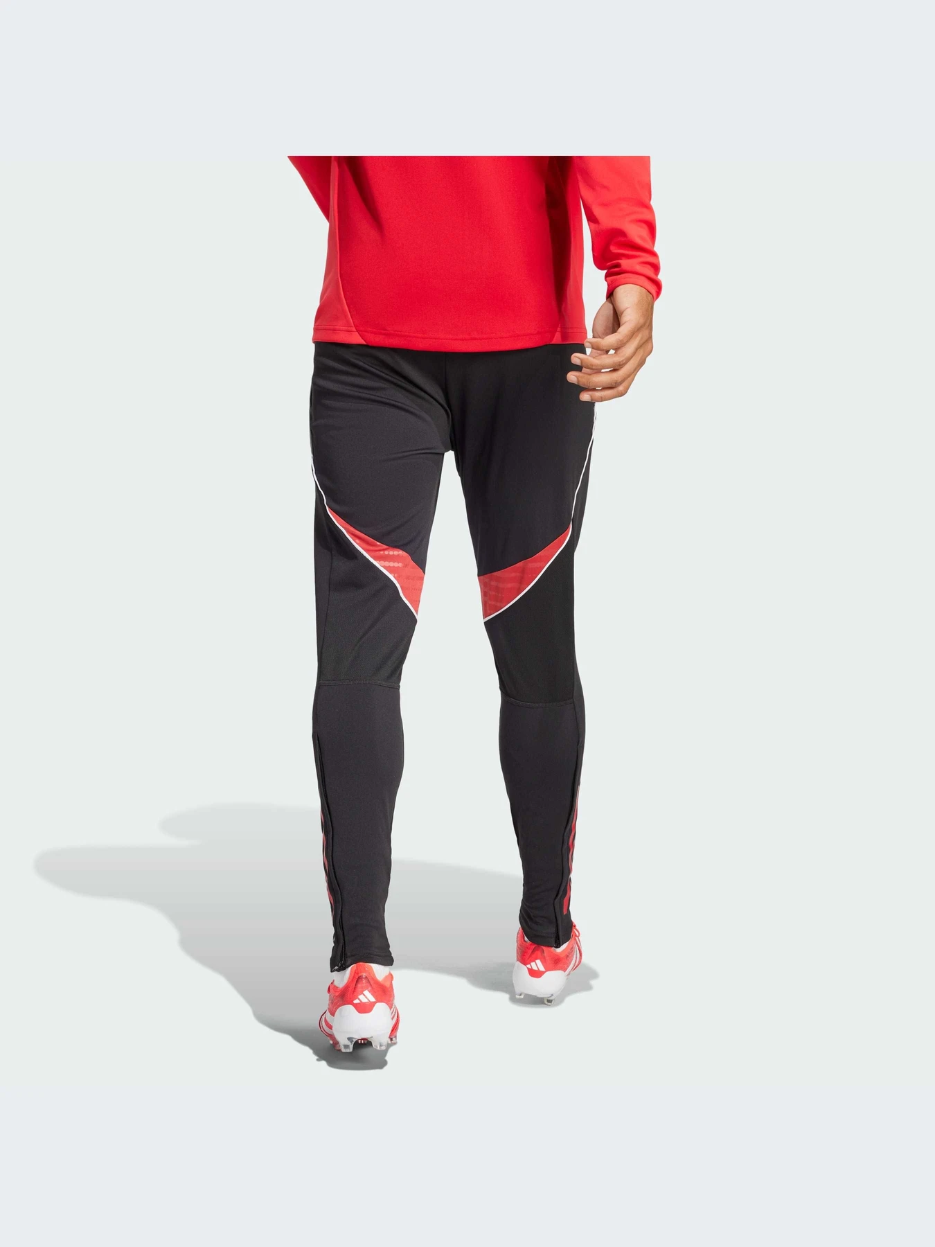Брюки Adidas Tiro модель JI6496-KZ Брюки Adidas Tiro модель JI6496-KZ Фото