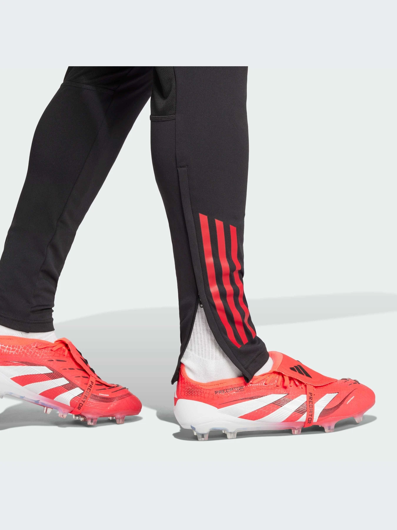 Брюки Adidas Tiro модель JI6496-KZ Брюки Adidas Tiro модель JI6496-KZ Фото
