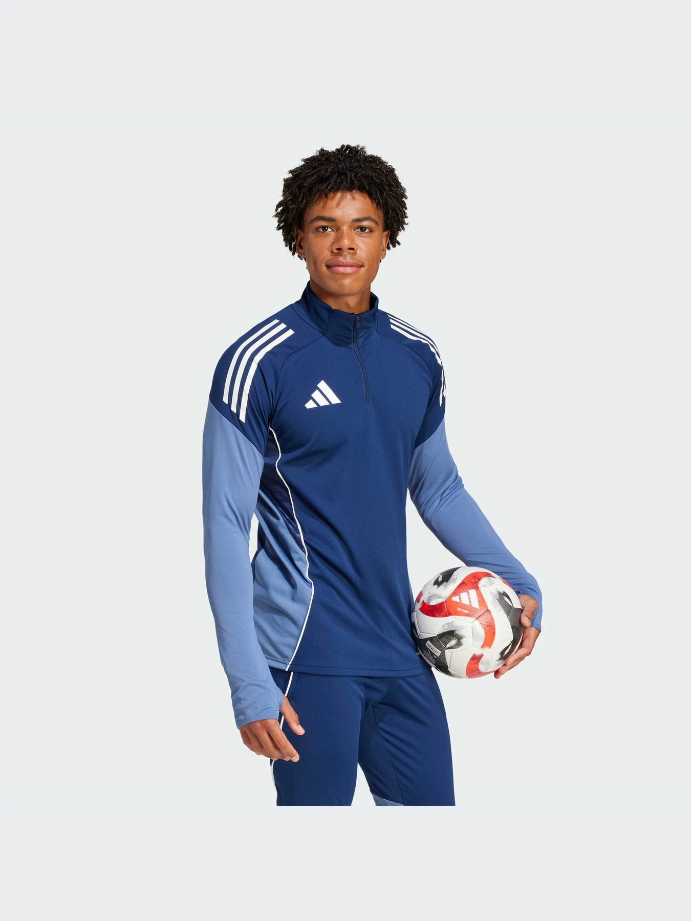 Худи и свитшоты Adidas Tiro модель JI6546-KZ Худи и свитшоты Adidas Tiro модель JI6546-KZ Фото