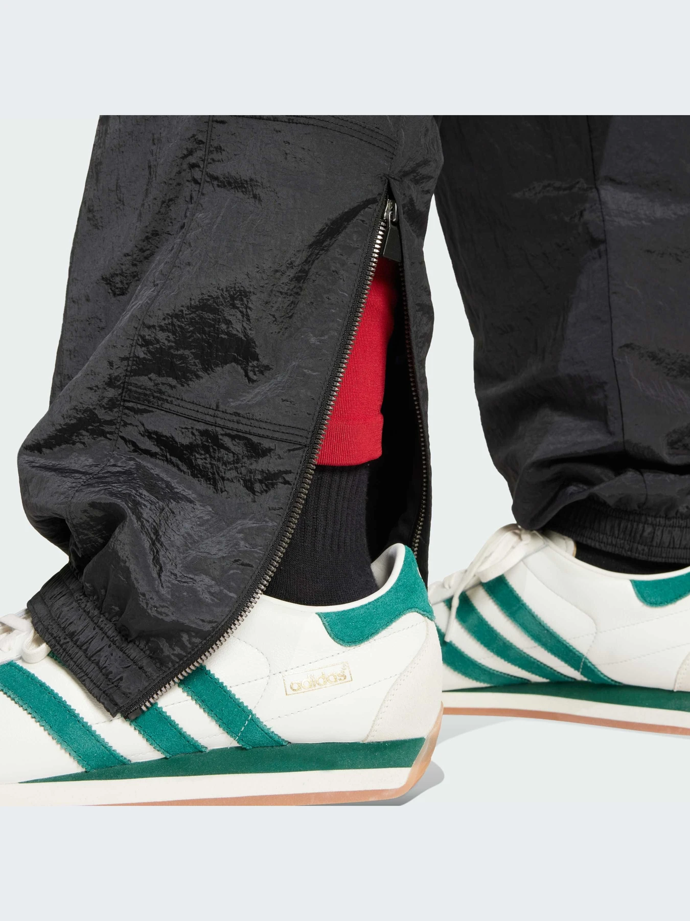 Брюки Adidas модель JM6688-KZ Брюки Adidas модель JM6688-KZ Фото