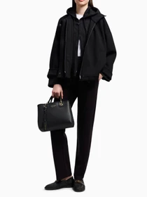 Куртки и дубленки Emporio Armani модель EW000473-AF12910-UC001 Фото
