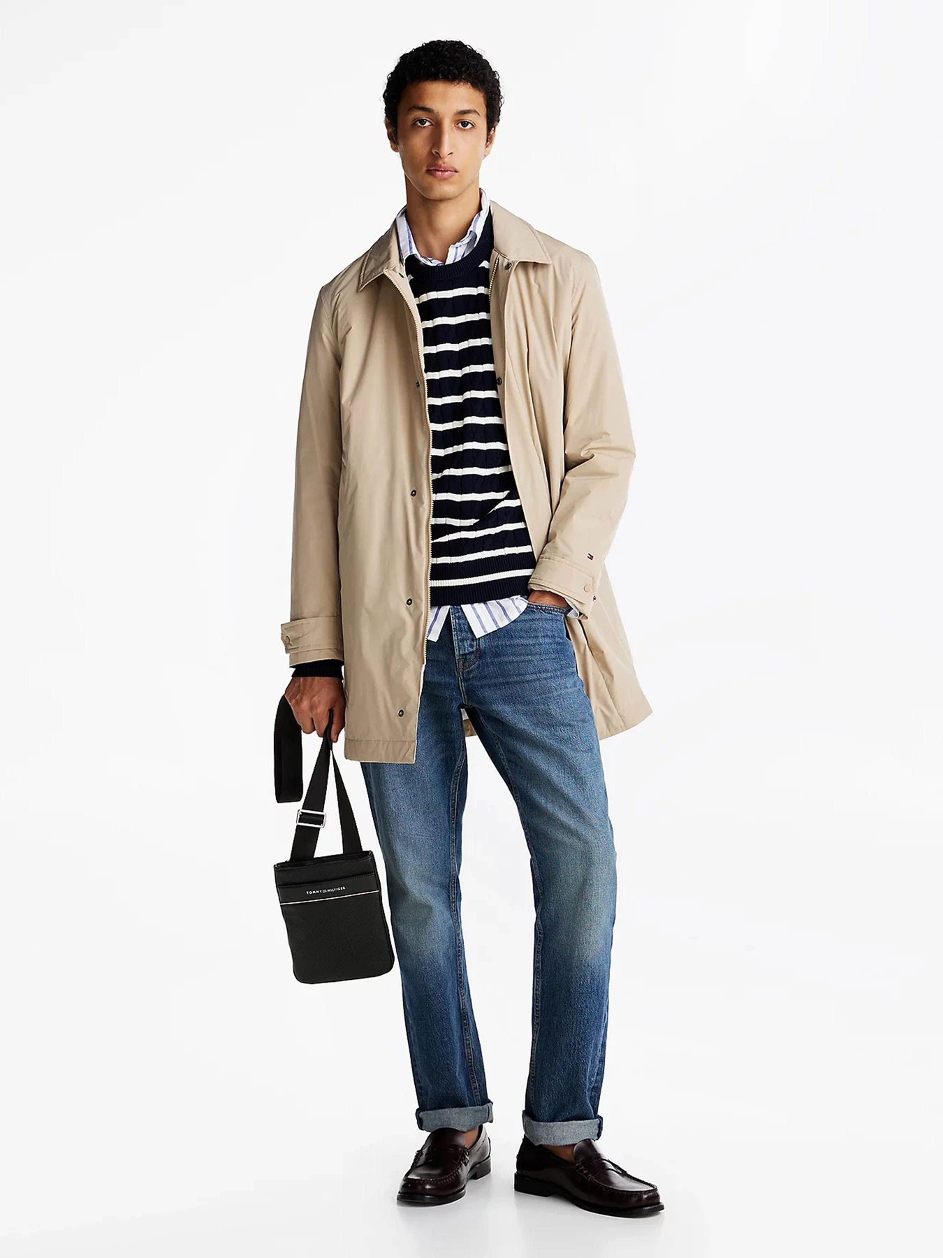 Сумки Tommy Hilfiger модель AM0AM13113-BDS Сумки Tommy Hilfiger модель AM0AM13113-BDS Фото