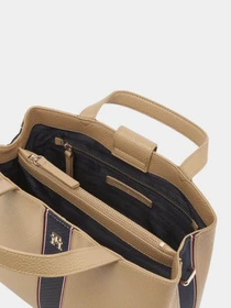Сумки Tommy Hilfiger модель AW0AW16873-RBC Фото