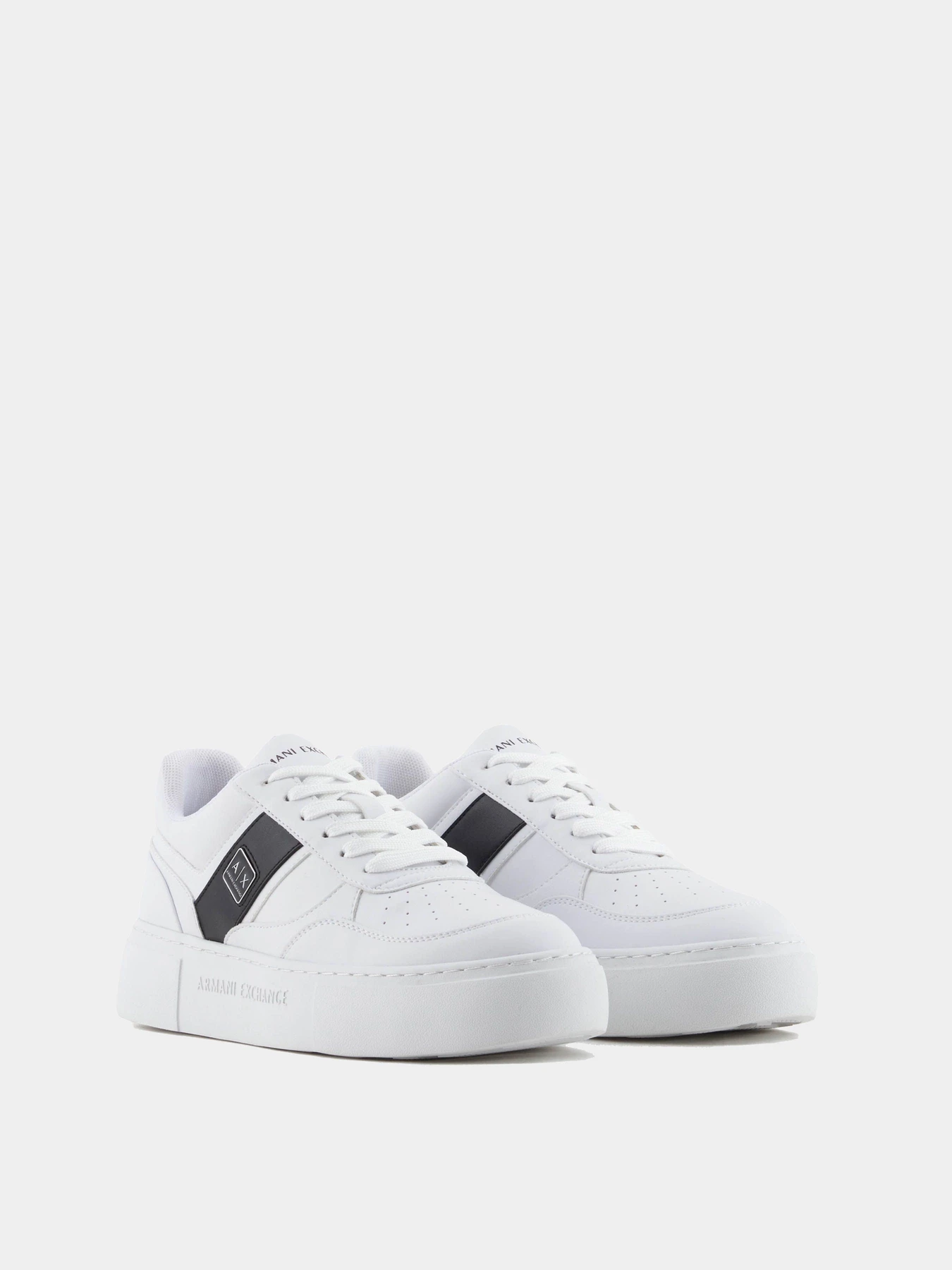 Кеды Armani Exchange модель XDX176-XV917-K488 Фото