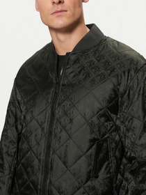 Куртки и дубленки Armani Exchange модель XM000137-AF11895-UB001 Фото