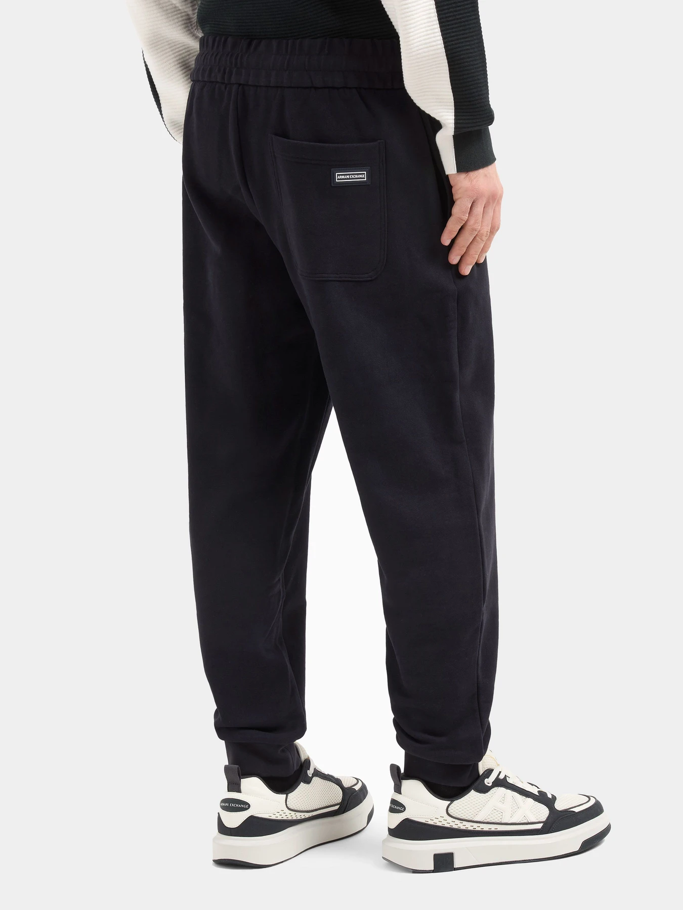 Брюки Armani Exchange модель XM000292-AF12656-UB101 Брюки Armani Exchange модель XM000292-AF12656-UB101 Фото