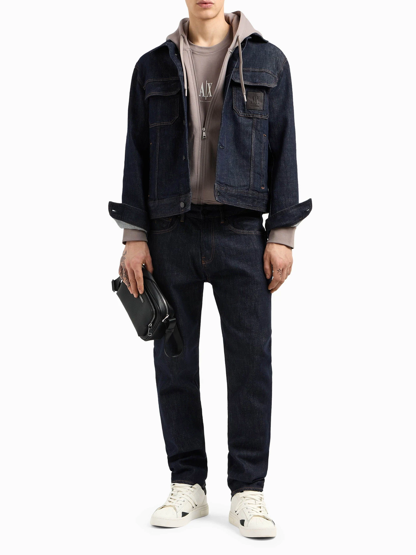 Куртки и дубленки Armani Exchange модель XM000343-AF12284-MB001 Куртки и дубленки Armani Exchange модель XM000343-AF12284-MB001 Фото