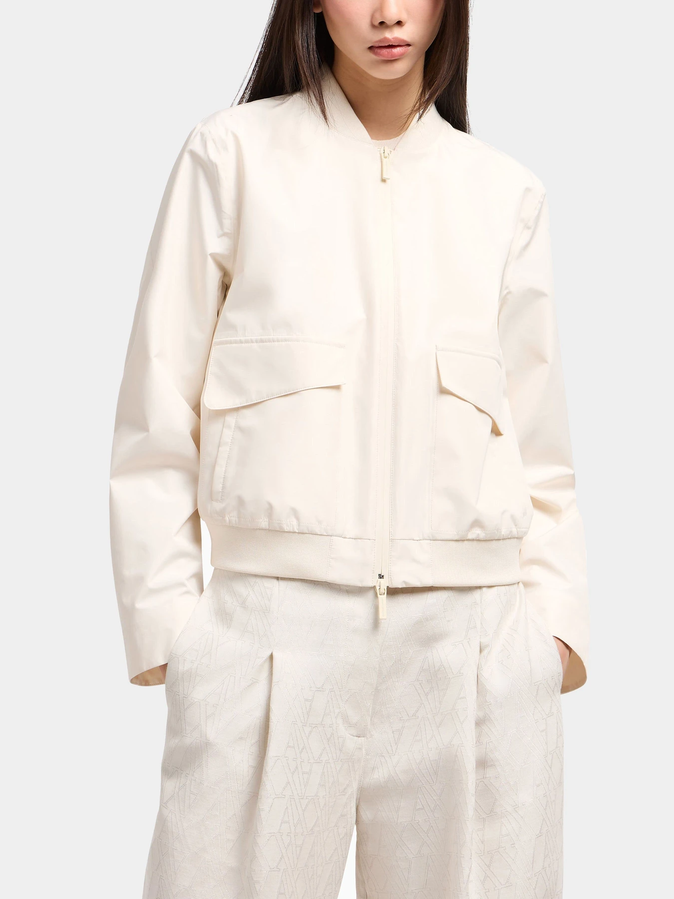 Куртки и дубленки Armani Exchange модель XW000418-AF12806-U1003 Куртки и дубленки Armani Exchange модель XW000418-AF12806-U1003 Фото
