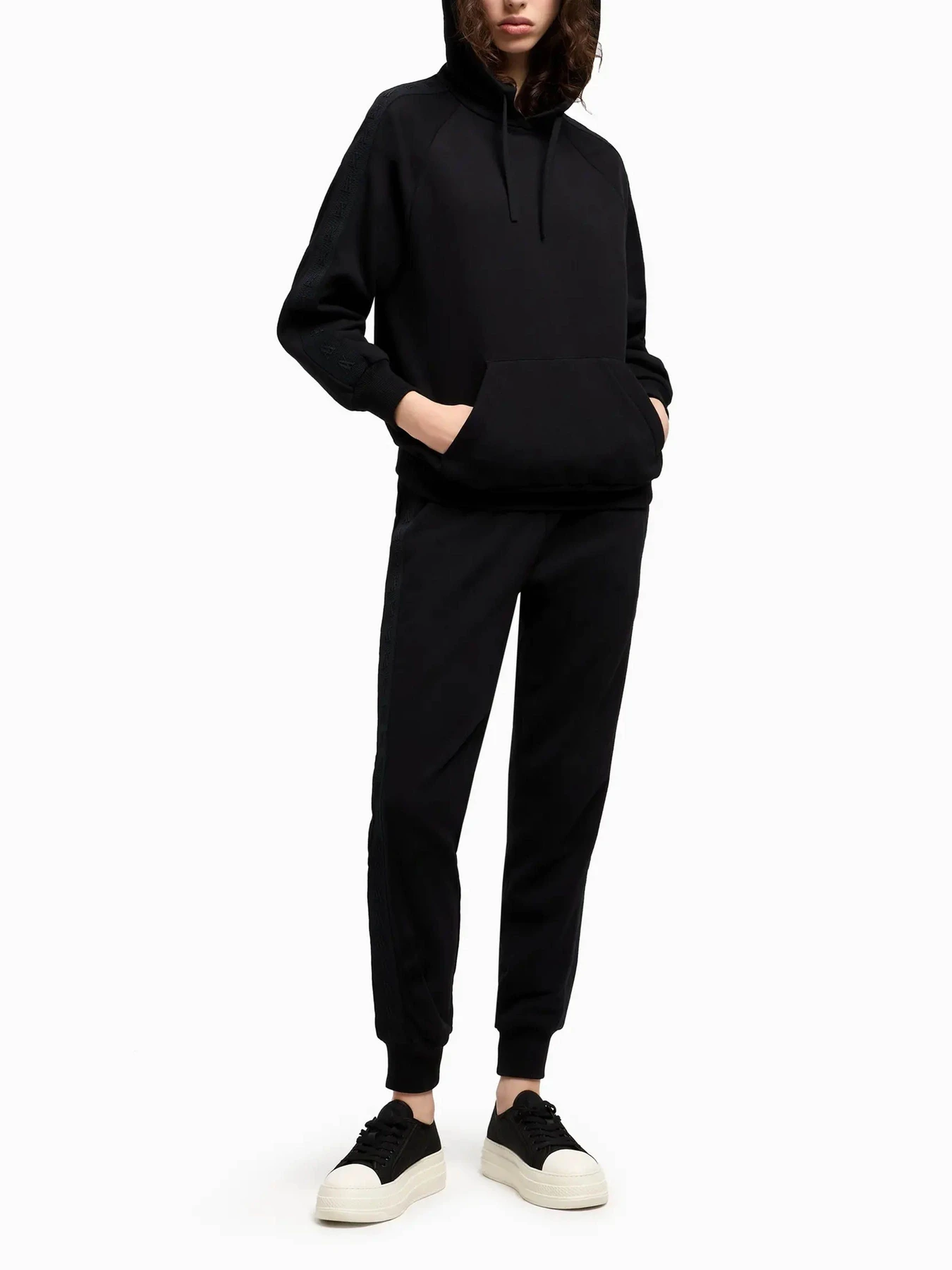 Худи и свитшоты Armani Exchange модель XW000500-AF12804-UC001 Худи и свитшоты Armani Exchange модель XW000500-AF12804-UC001 Фото
