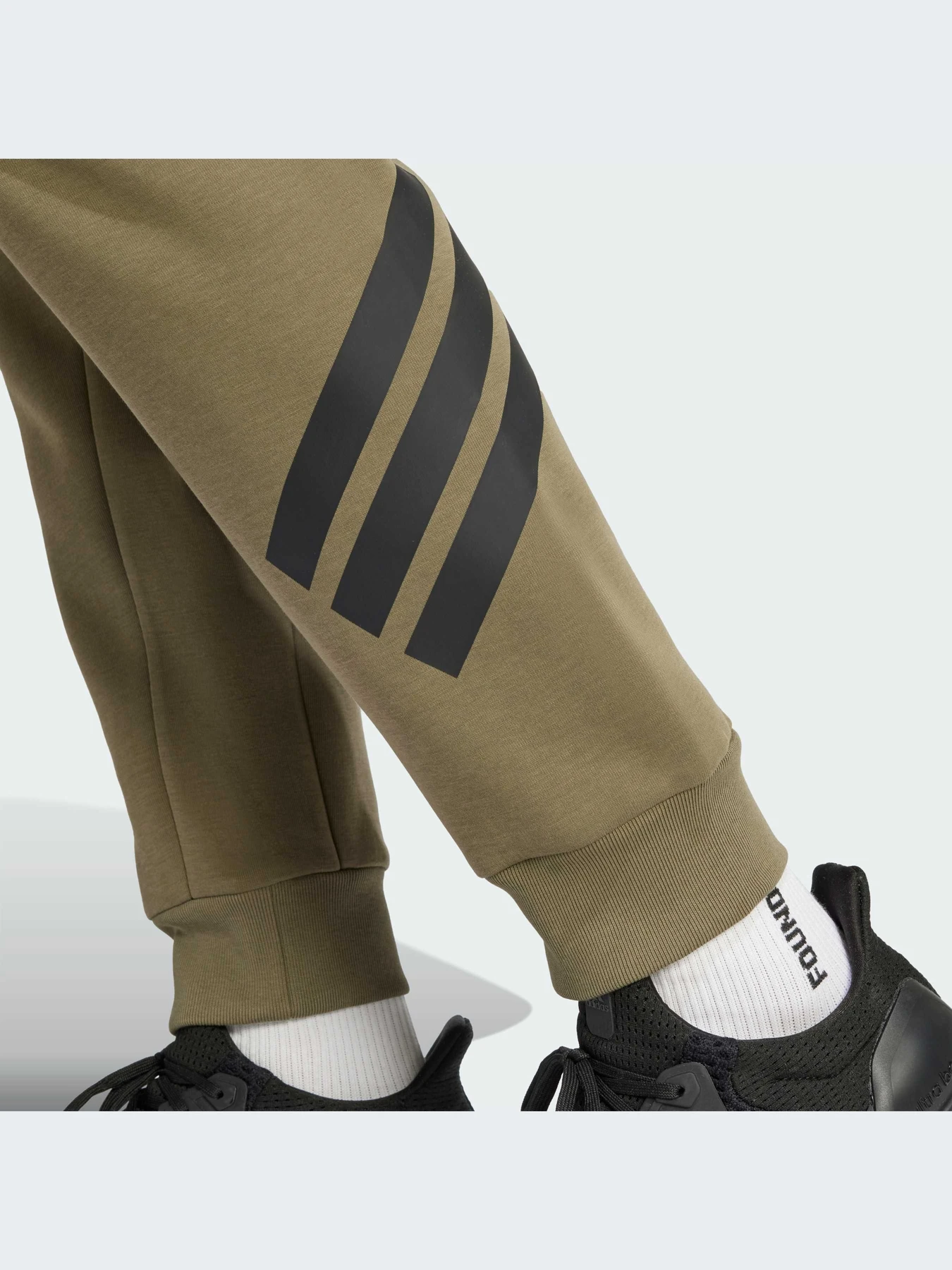 Брюки Adidas модель JD4866-KZ Брюки Adidas модель JD4866-KZ Фото