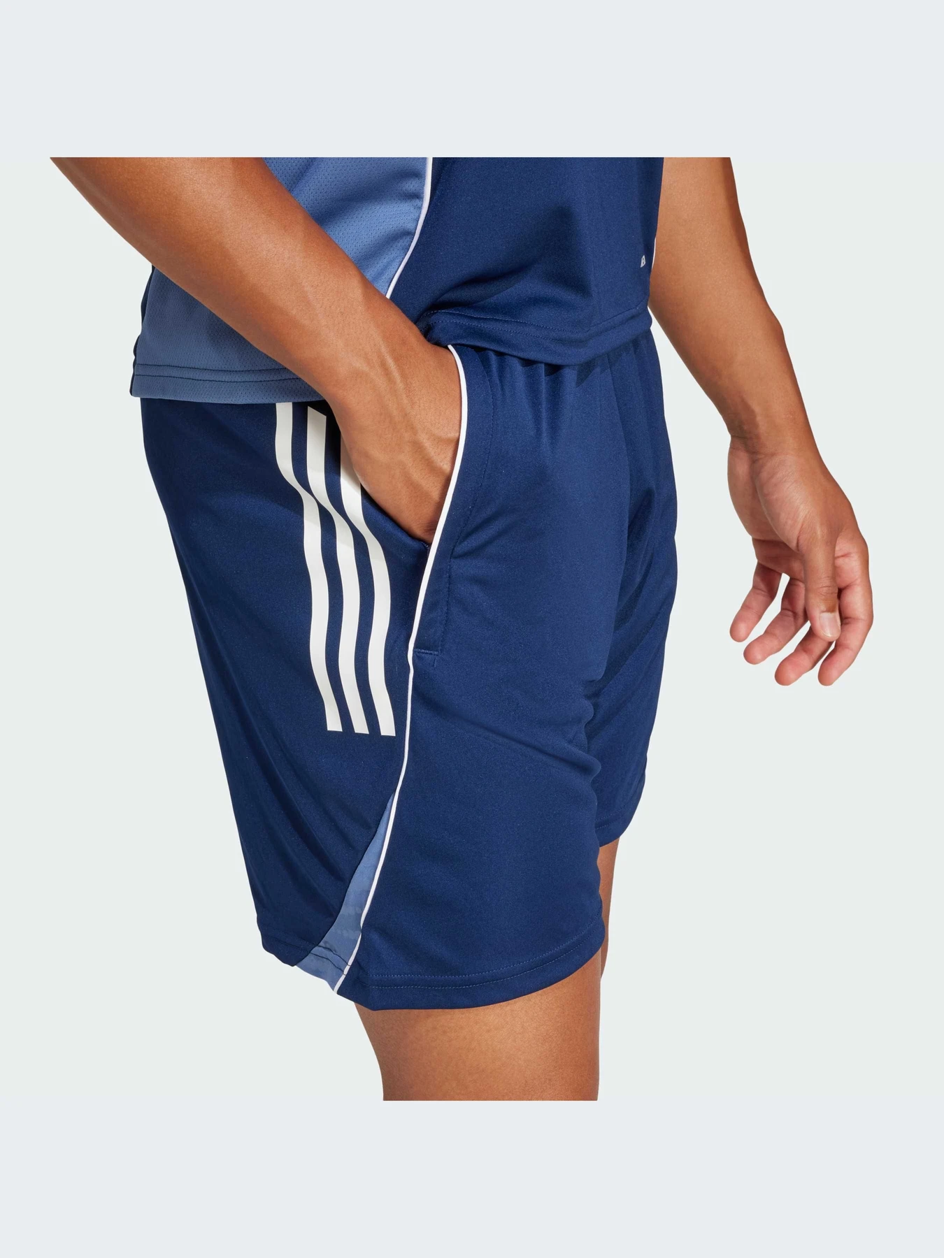 Шорты Adidas Tiro модель JI6552-KZ Шорты Adidas Tiro модель JI6552-KZ Фото