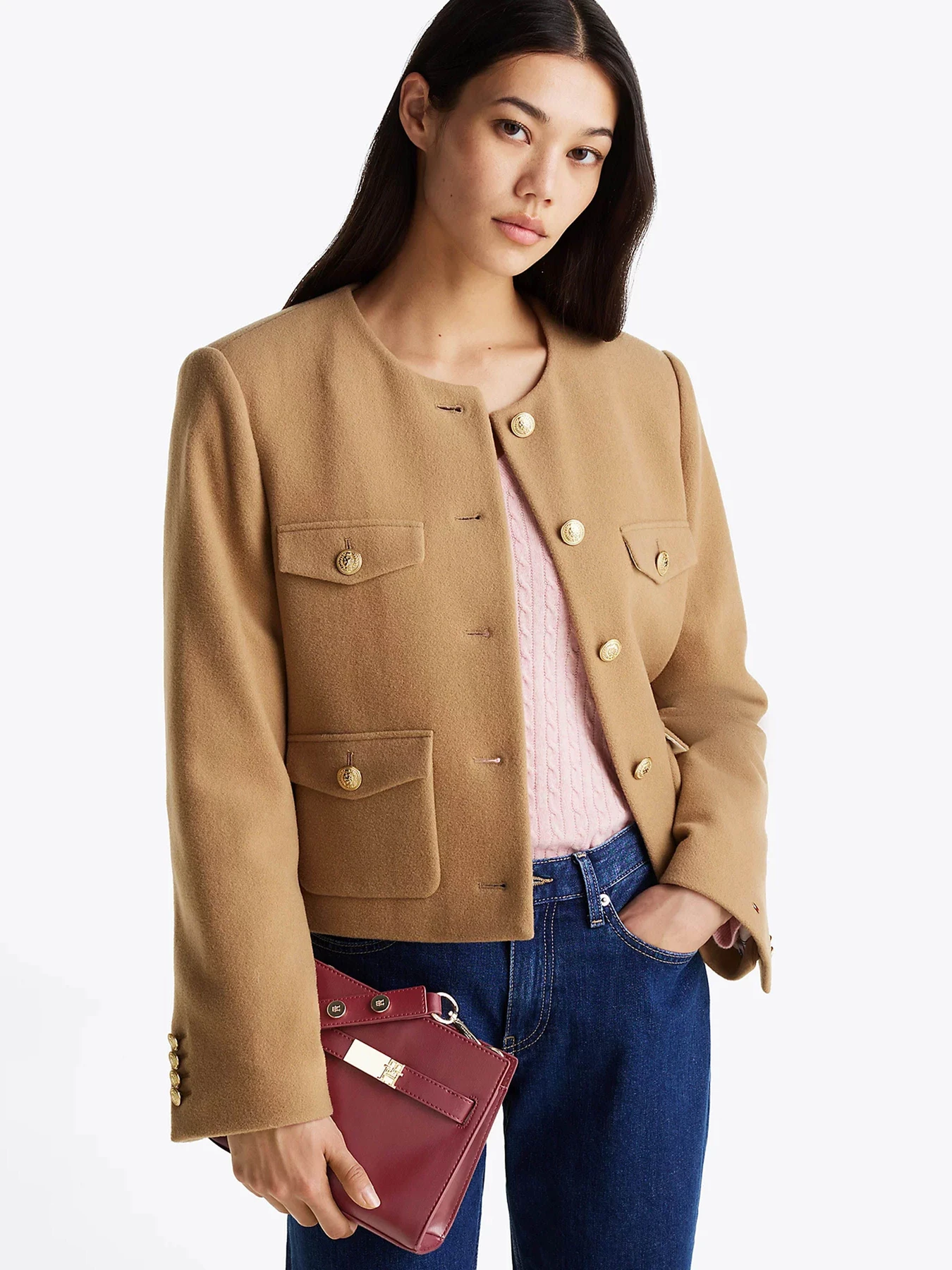 Сумки Tommy Hilfiger модель AW0AW16896-V18 Сумки Tommy Hilfiger модель AW0AW16896-V18 Фото