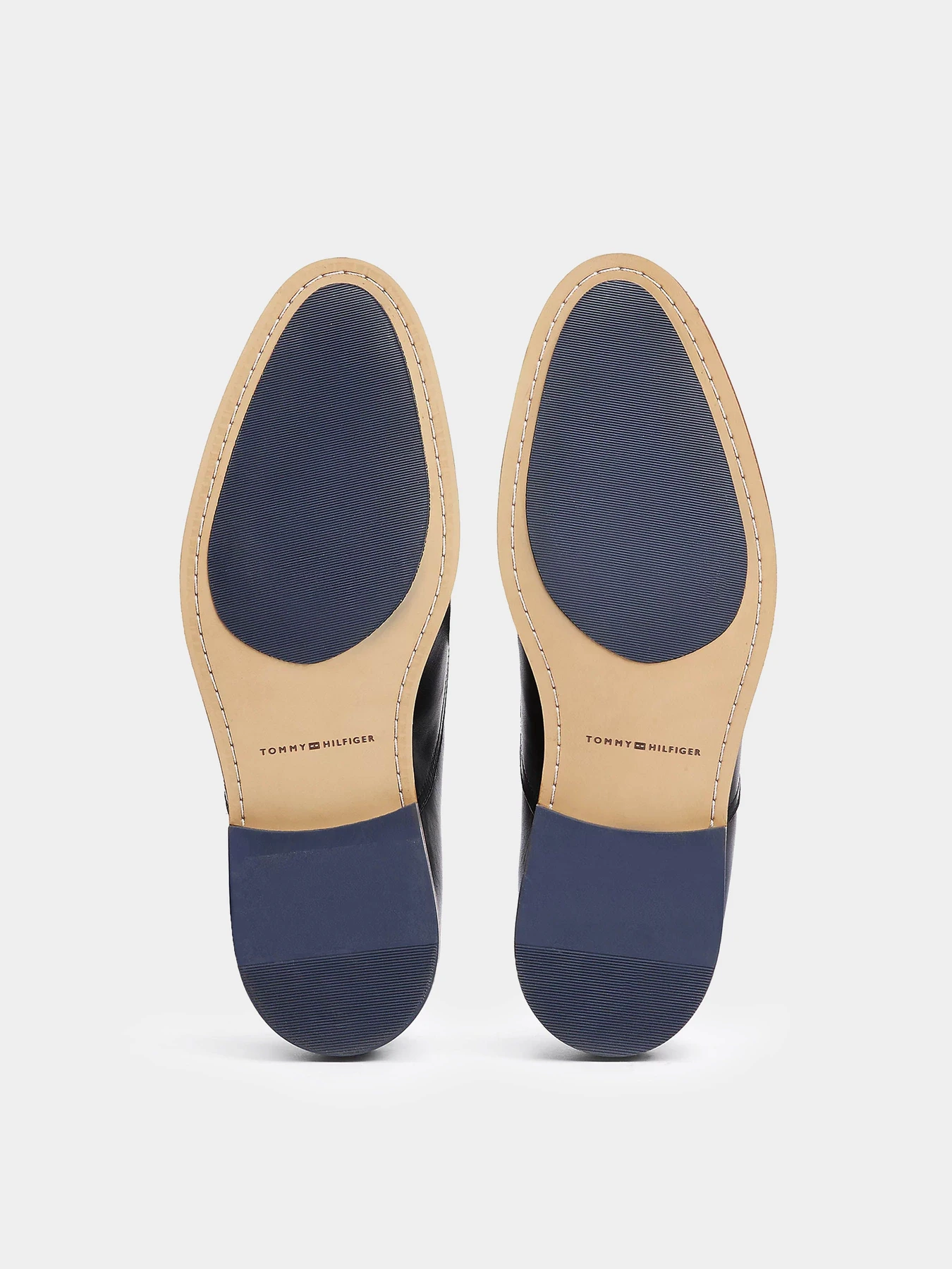 Туфли и лоферы Tommy Hilfiger модель FM0FM05472-BDS Туфли и лоферы Tommy Hilfiger модель FM0FM05472-BDS Фото