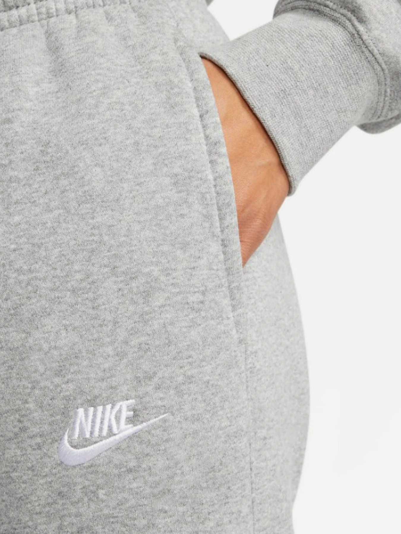 Брюки NIKE модель BV2671-063 Брюки NIKE модель BV2671-063 Фото
